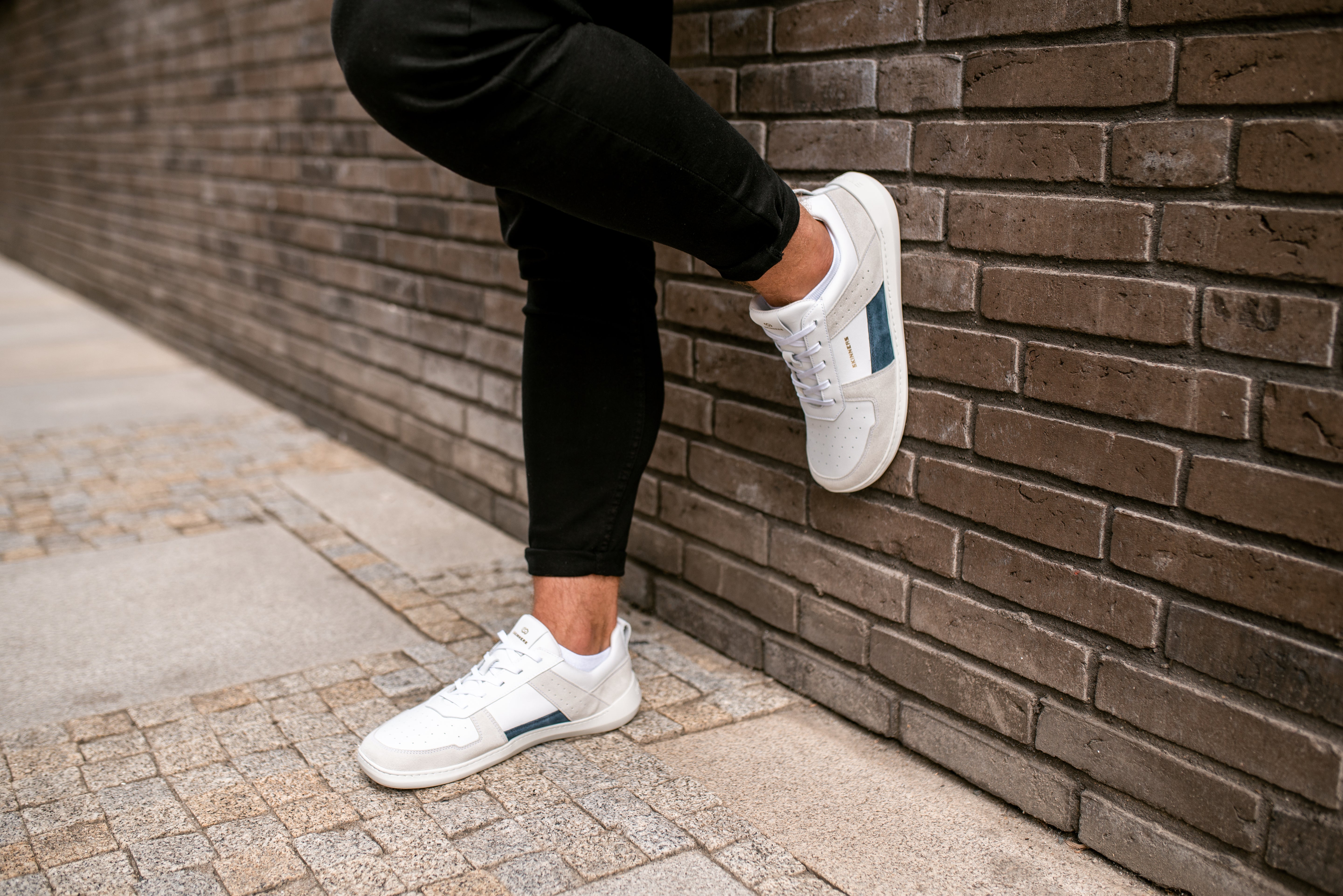 Skinners Oldschooler II – Blue/White