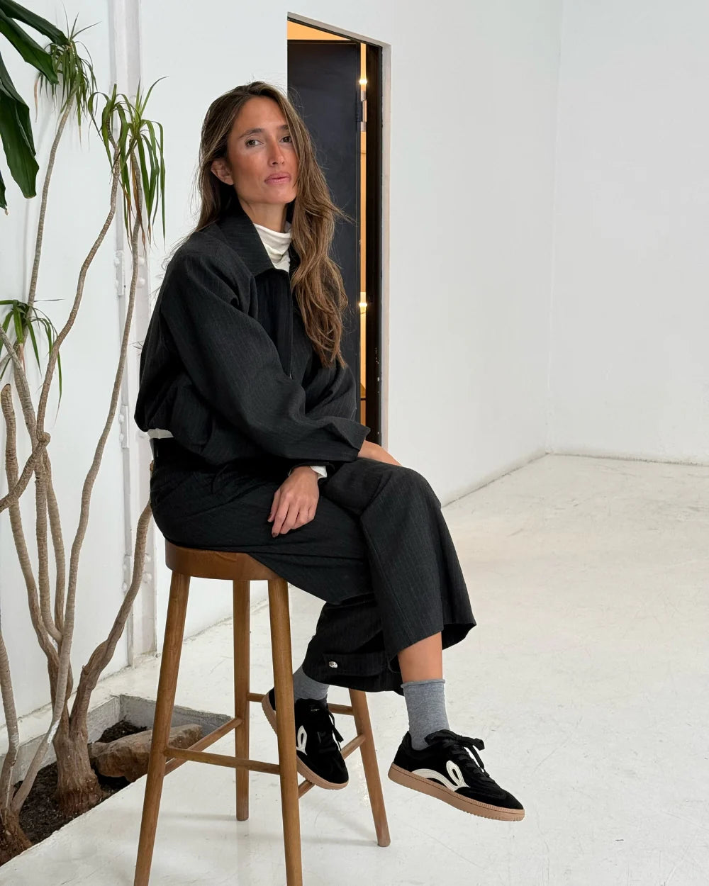 Lejan One Leather – Black