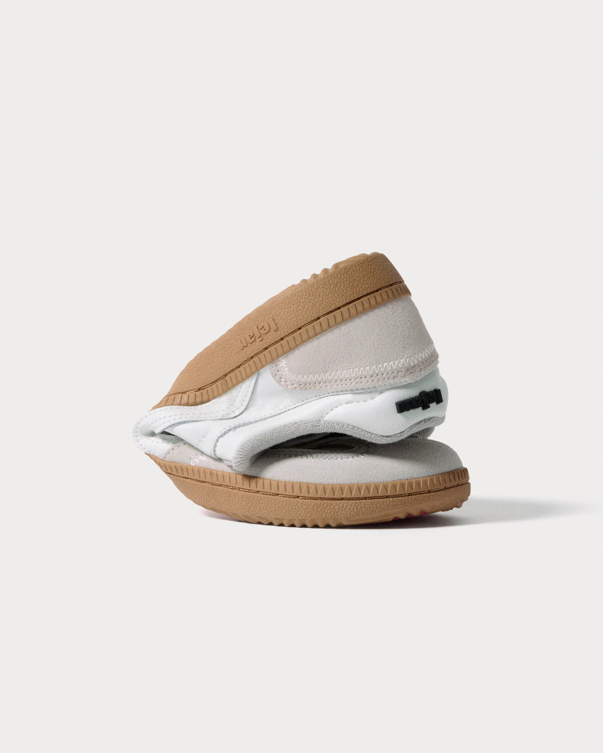 Lejan One – White