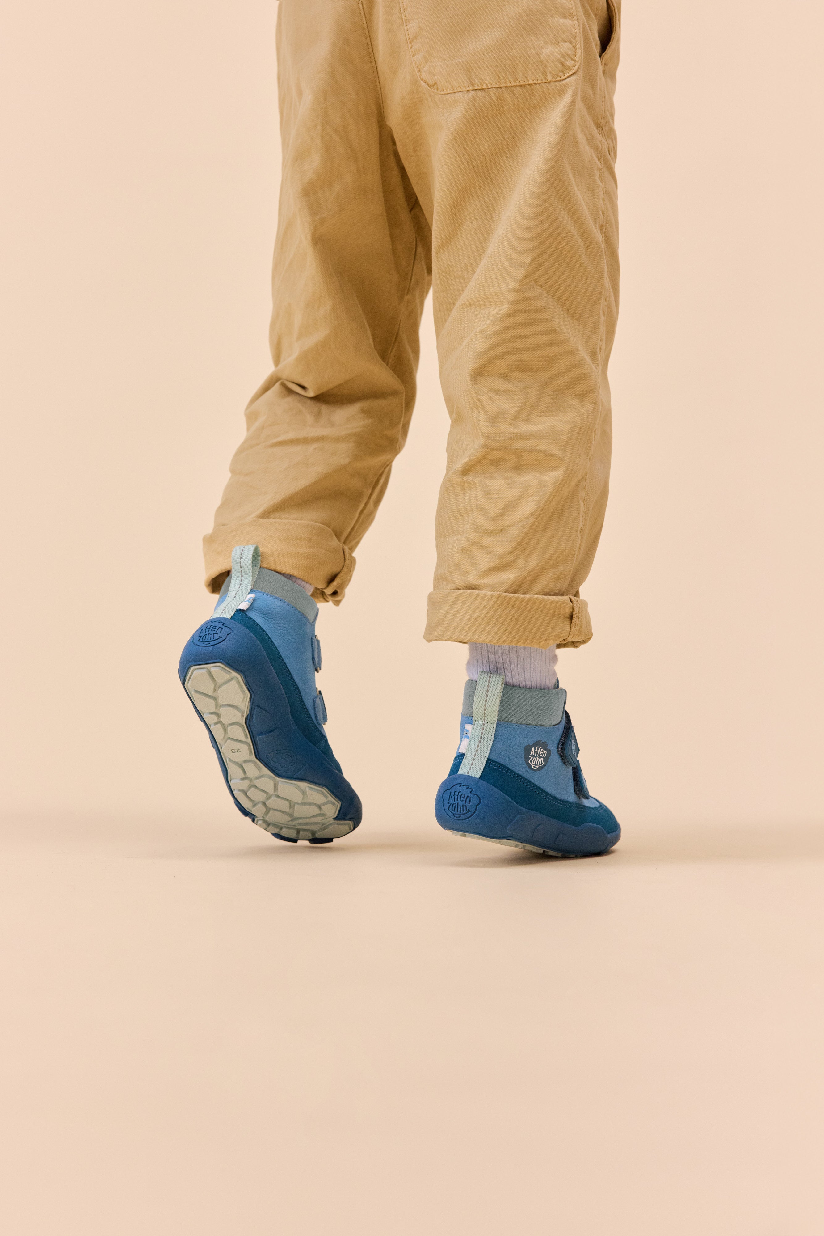 Affenzahn Low Boot Leather Friendy – Shark