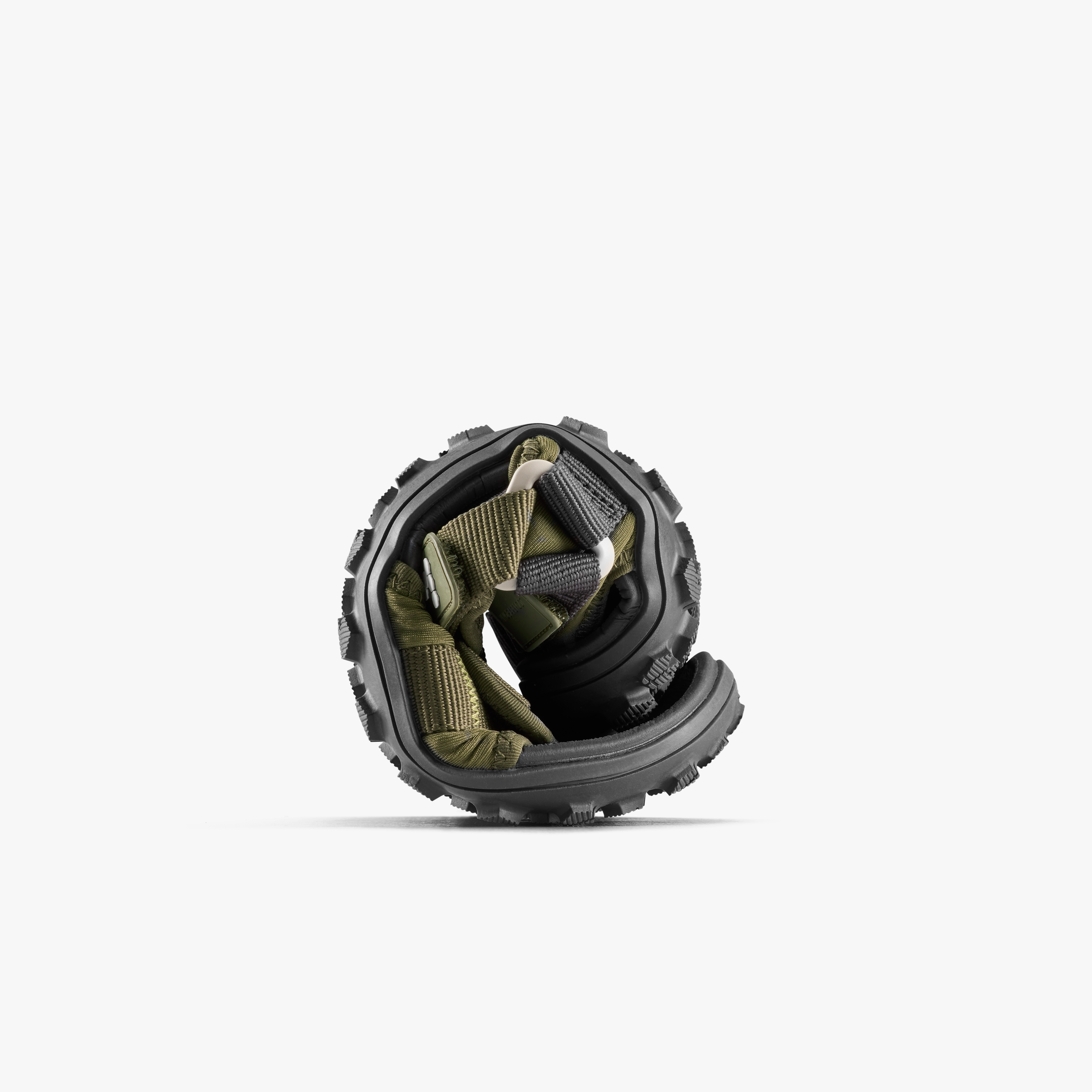 Vivobarefoot Tracker Ora Sandal Womens – Dark Olive, bøjet