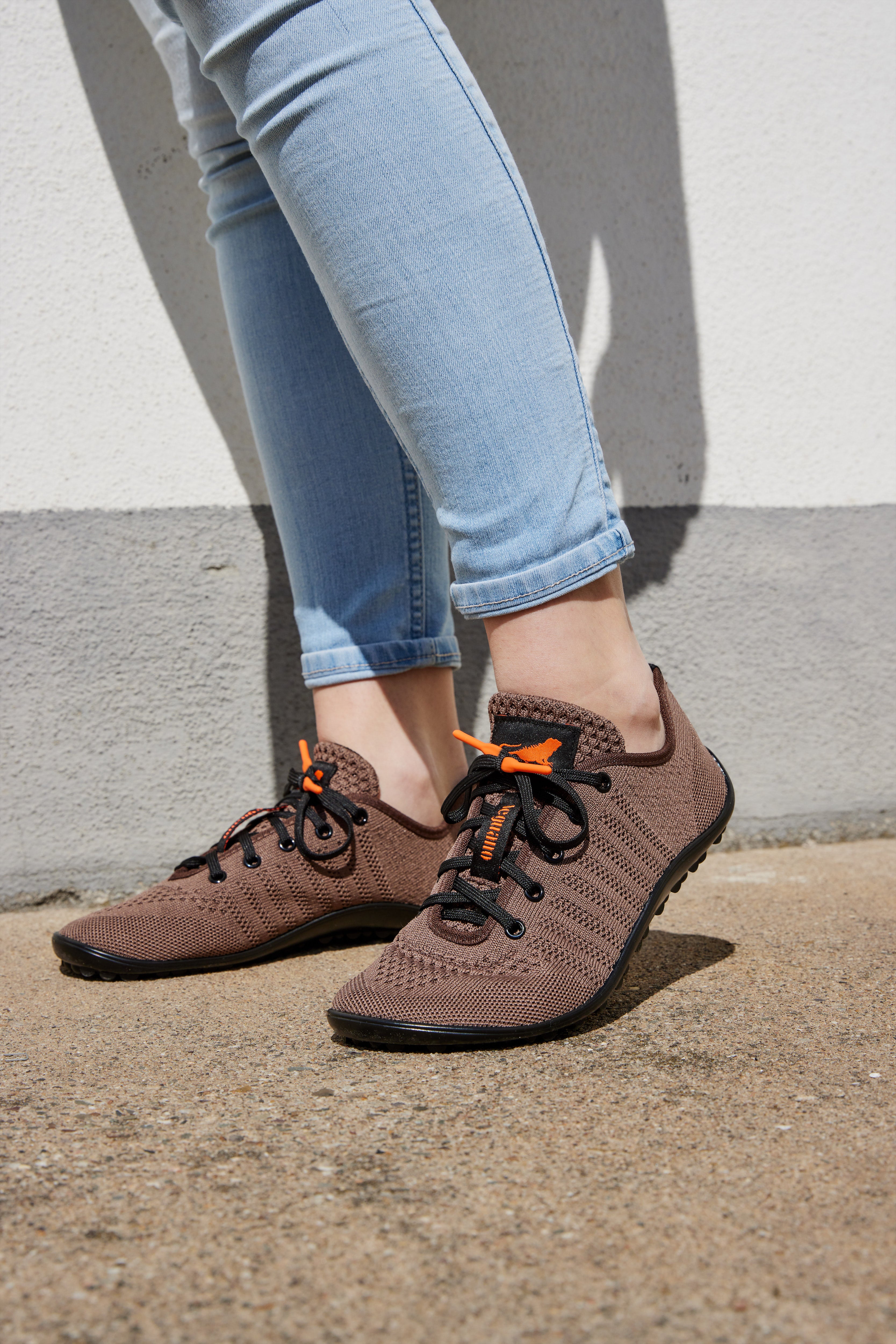 Leguano Go: Basso – Marrone