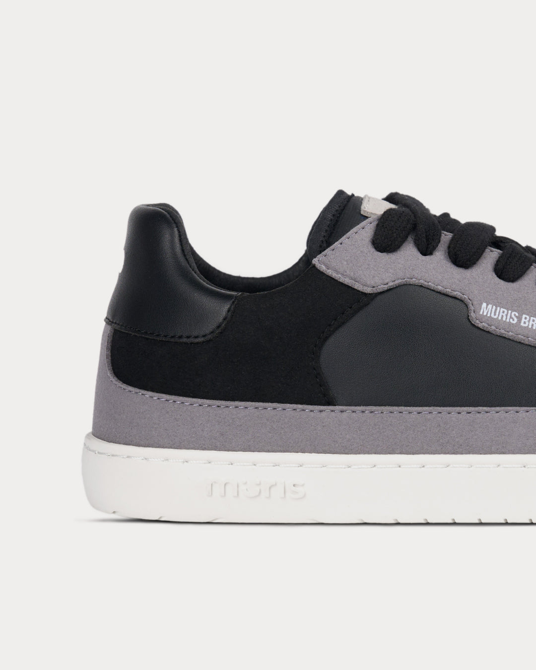 Muris Majorca Mens – Black