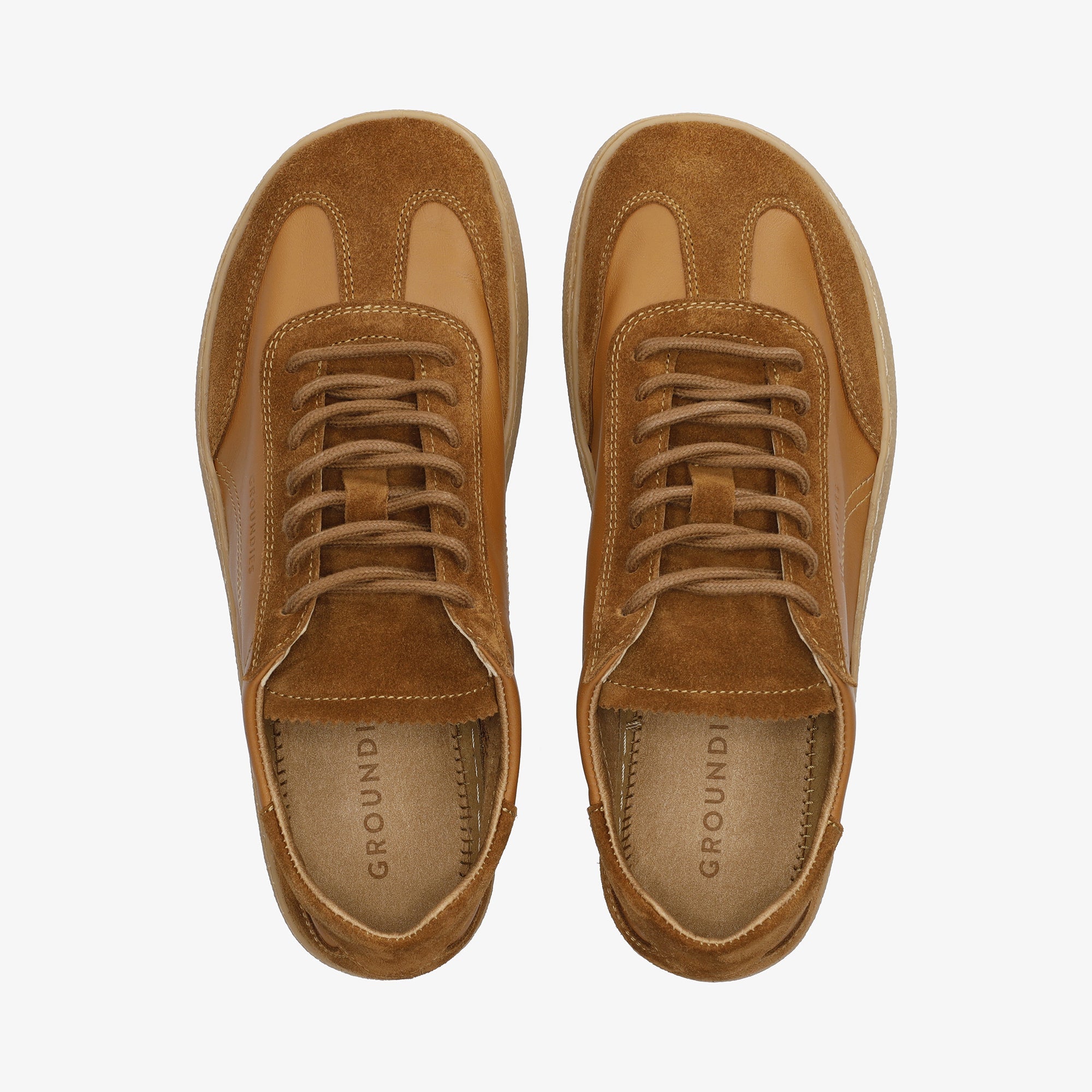 Groundies Panama Soft Mens – Caramel, set fra siden
