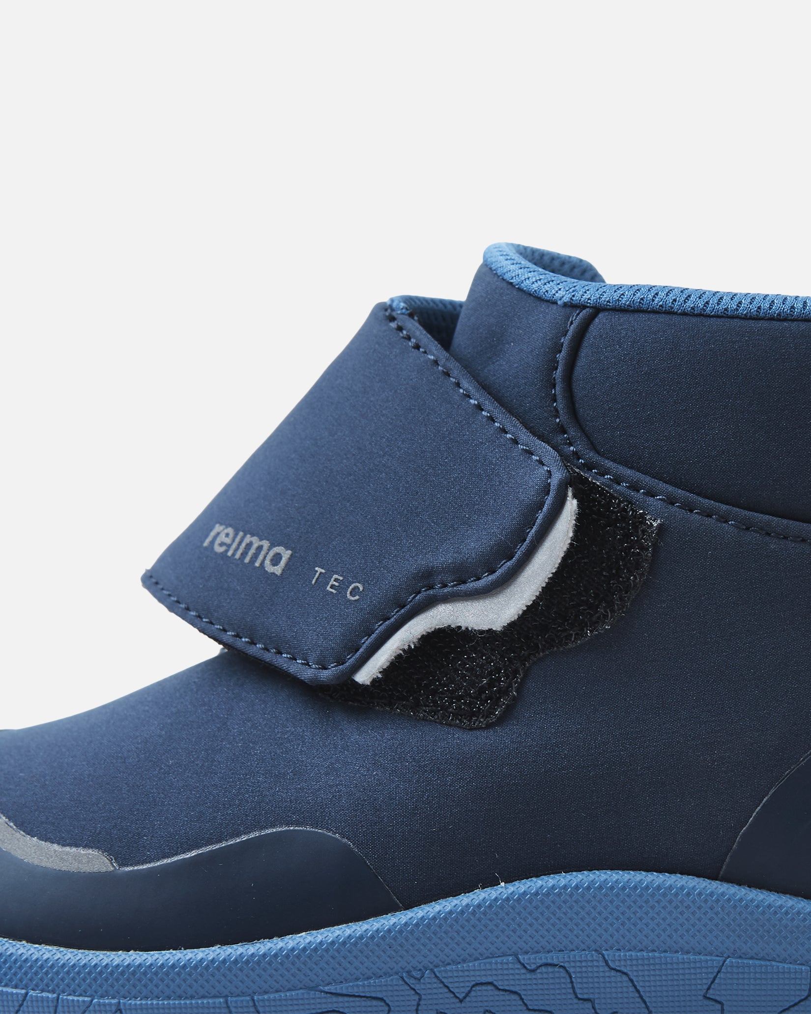 Reima Hyppii – Navy (5400144A) – nærbillede