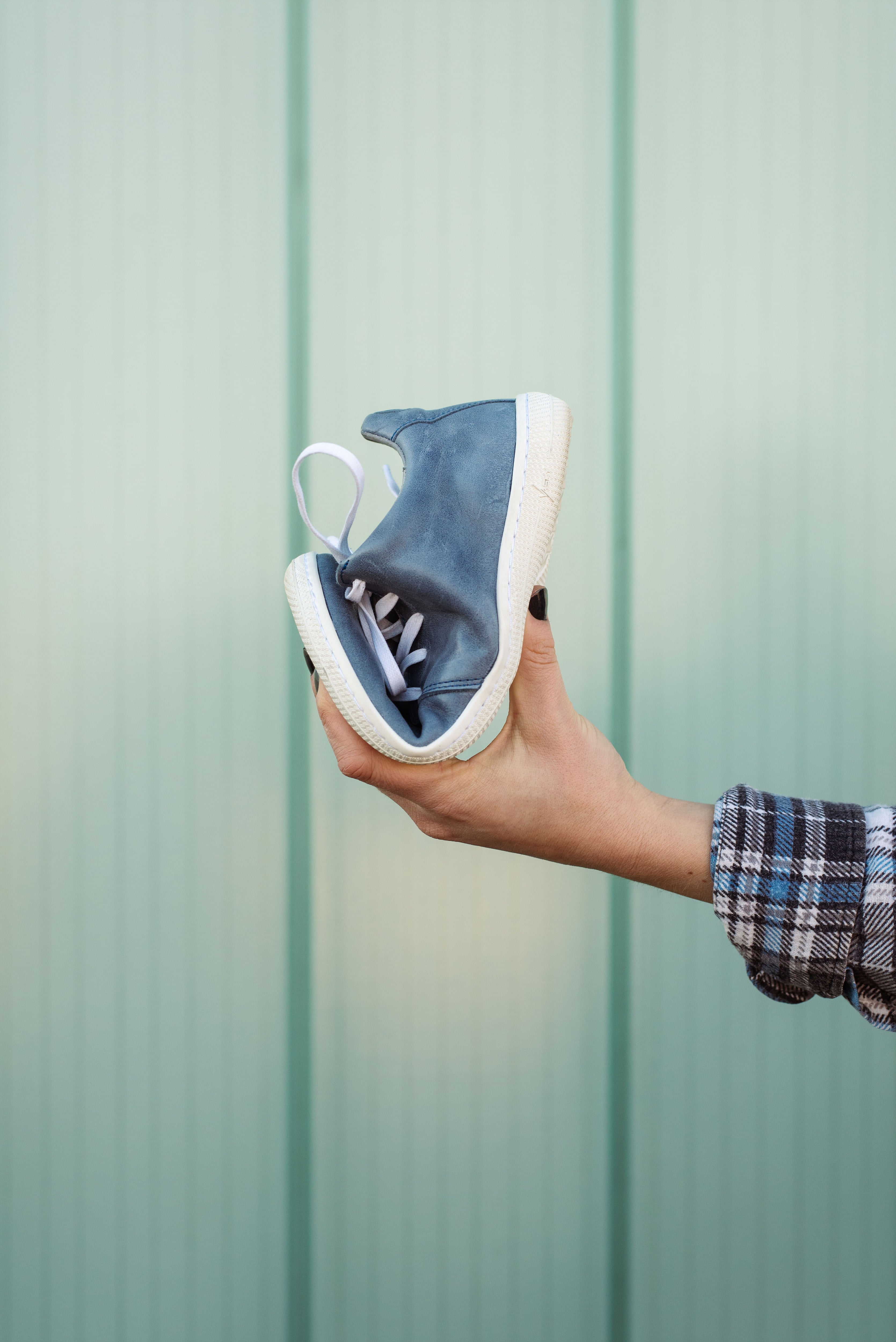 Vasky Terry – Blue