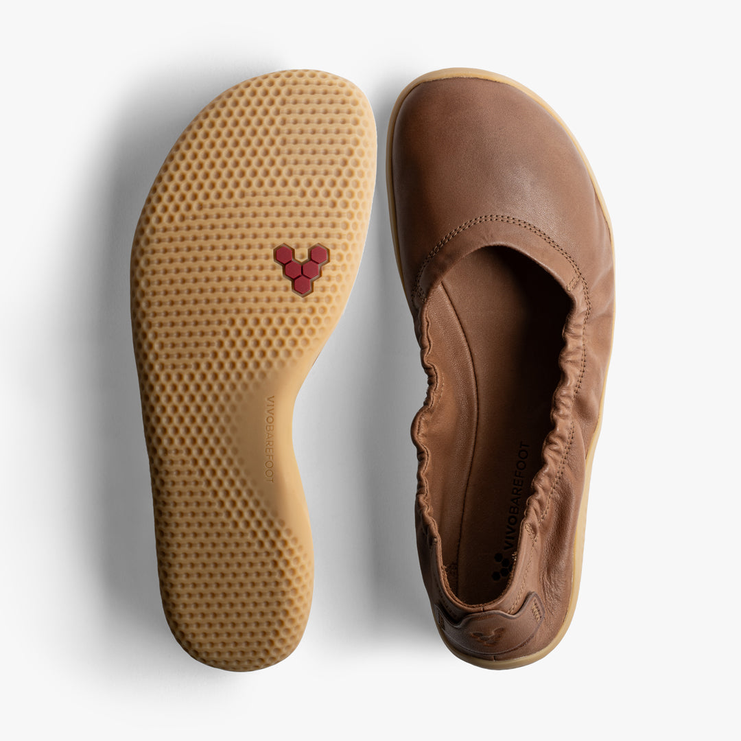 Vivobarefoot Asana Yin Ballerina in pelle da donna - Marrone chiaro