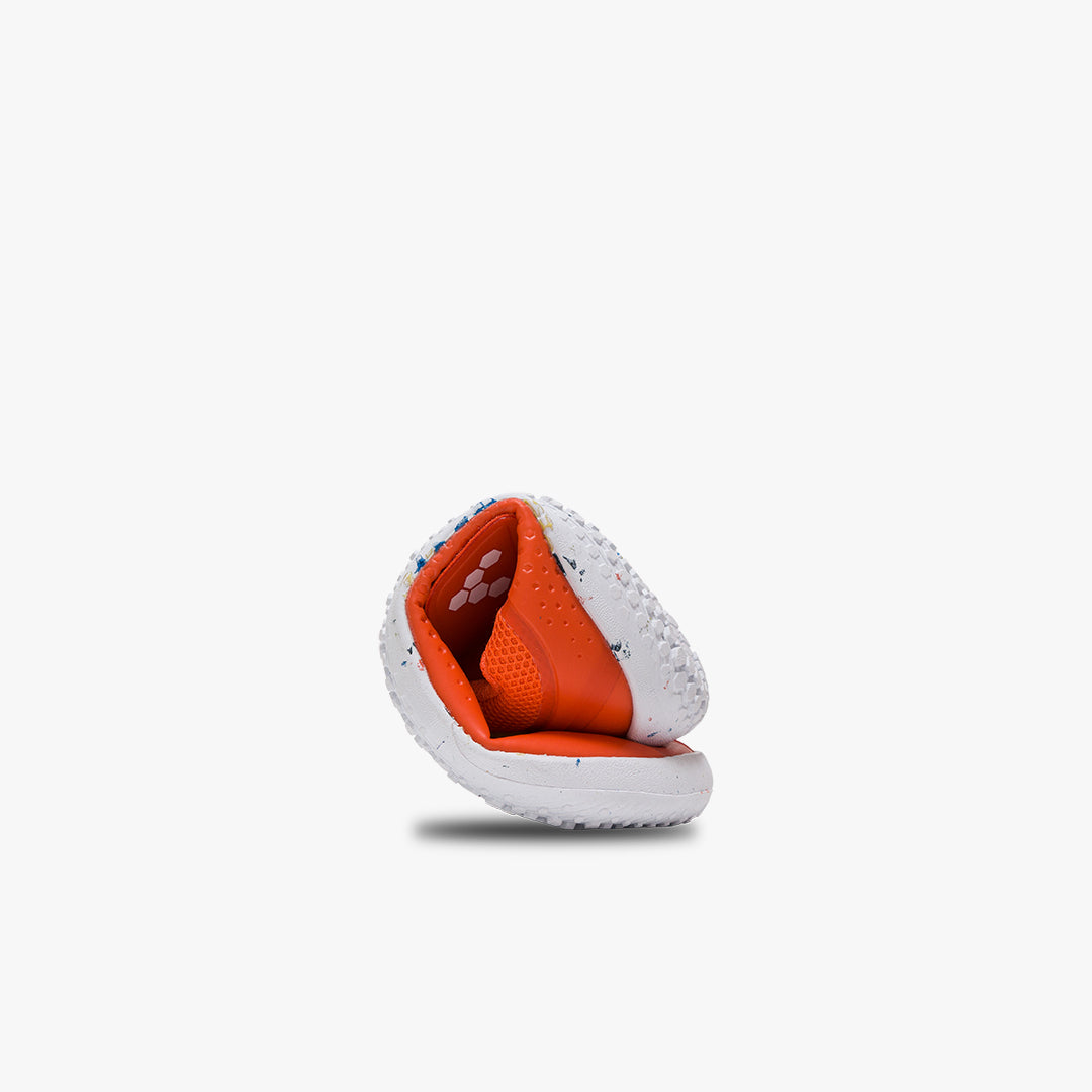 Vivobarefoot Primus Sport III Kids barfods træningssko til børn i farven tomato, rullet