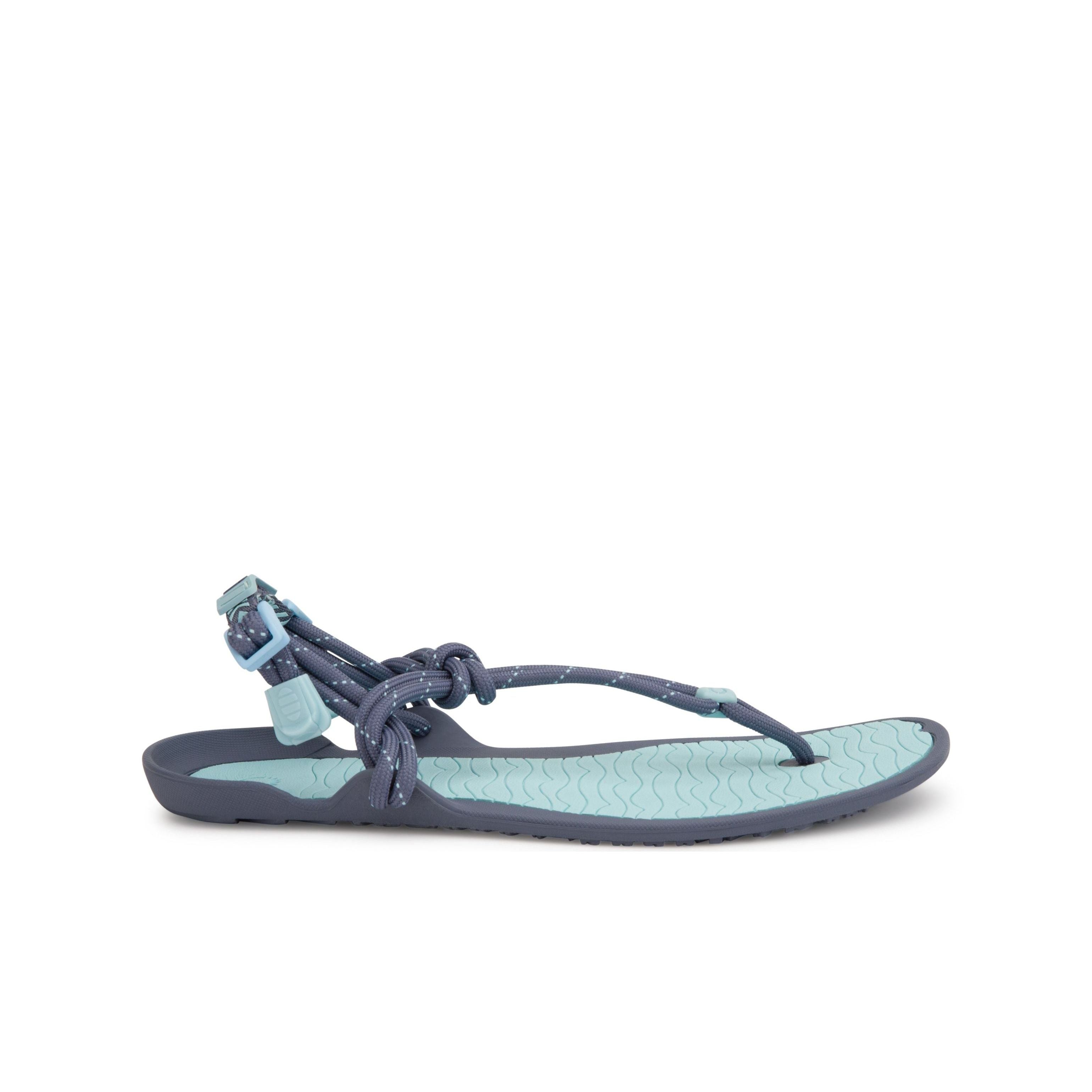 Xero Shoes Aqua Cloud Womens barfods minimalistiske sandaler til kvinder i farven blue glow, yderside