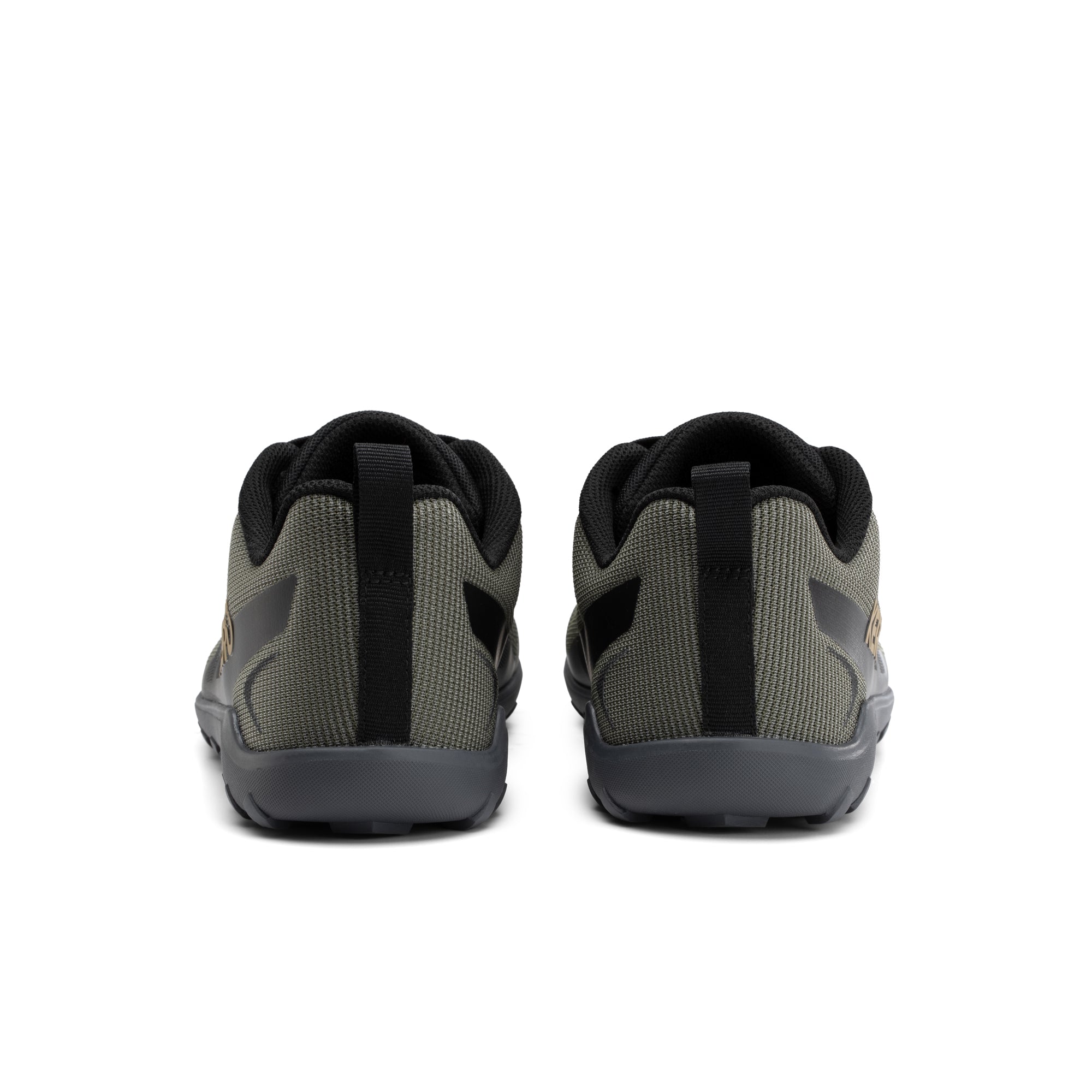 Xero Shoes Mesa Summit barfodssko til herre i farven Army Green, set bagfra