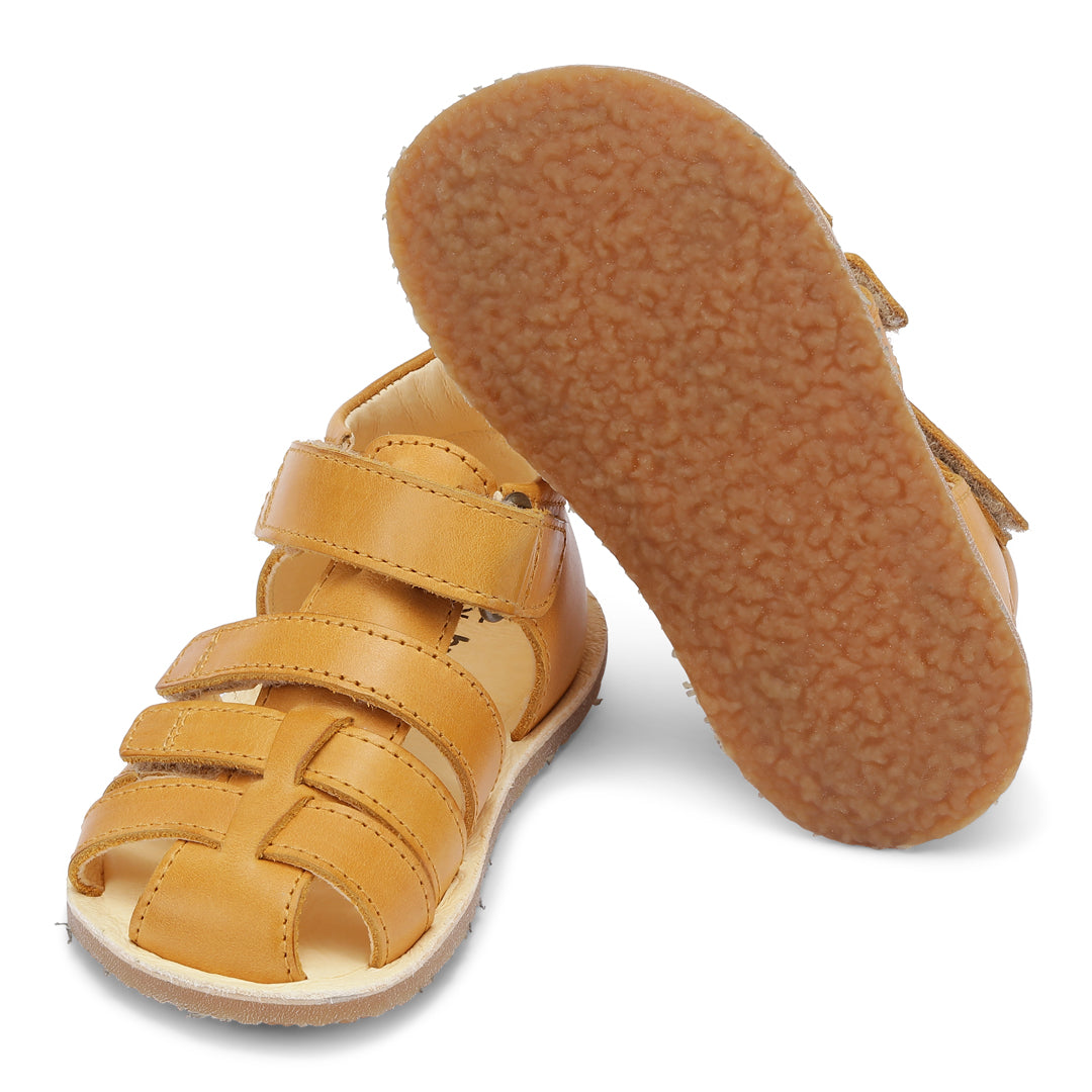 Bundgaard Sebastian – Sandali