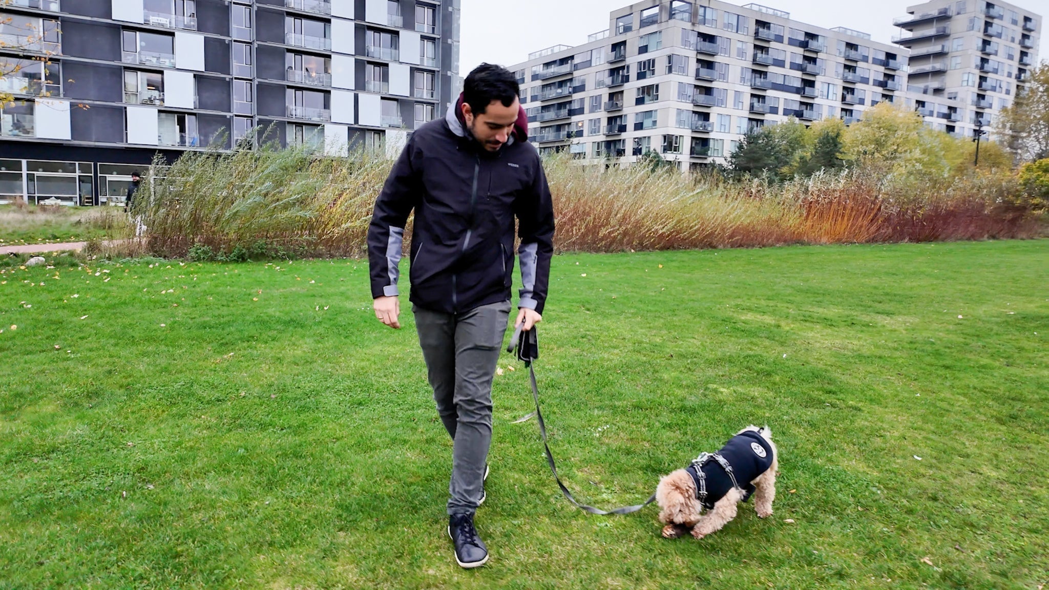 Jorges rejse ind i barfodssko