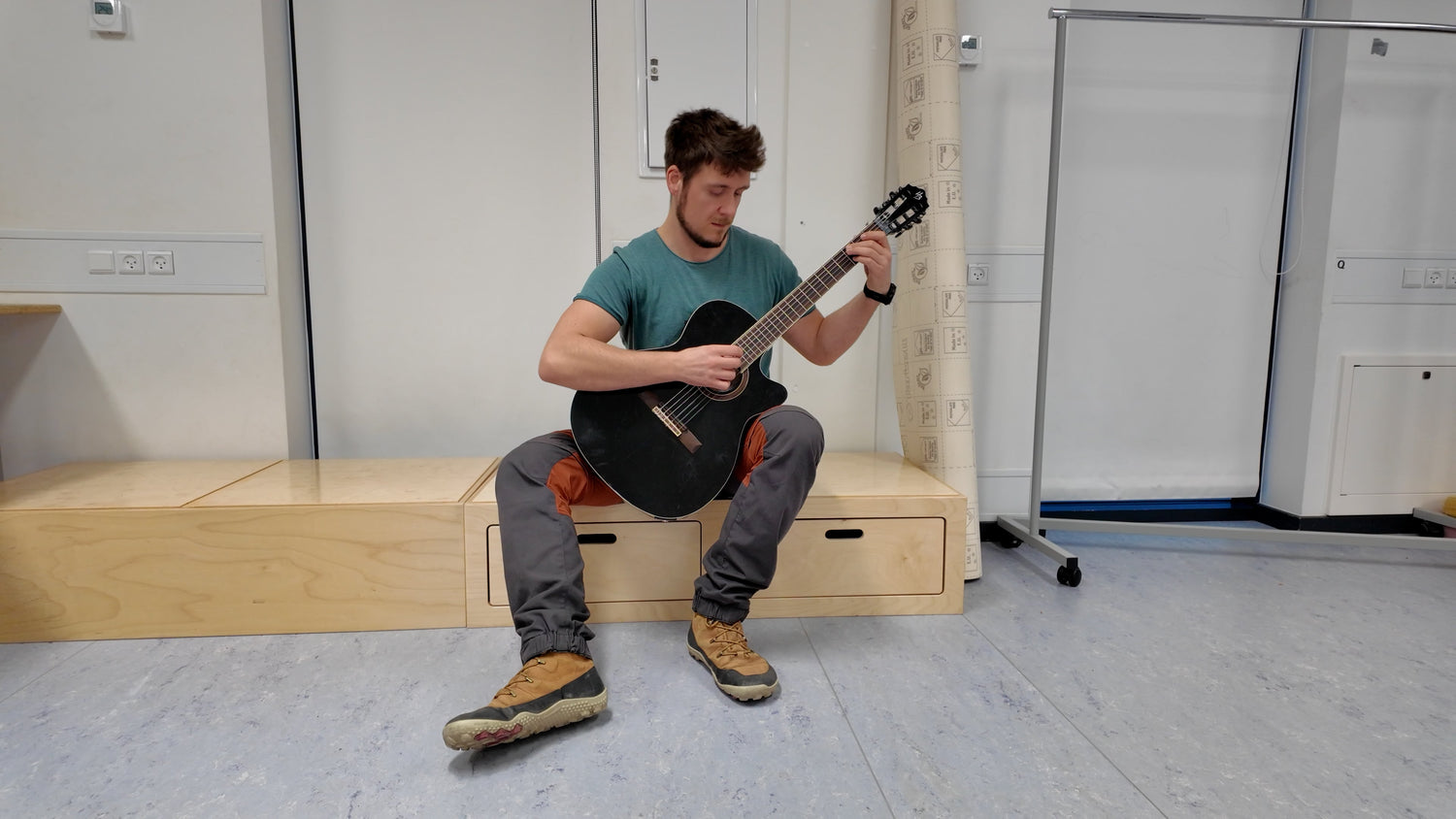 Fra bare fødder til daglig opmærksomhed – Mads' historie