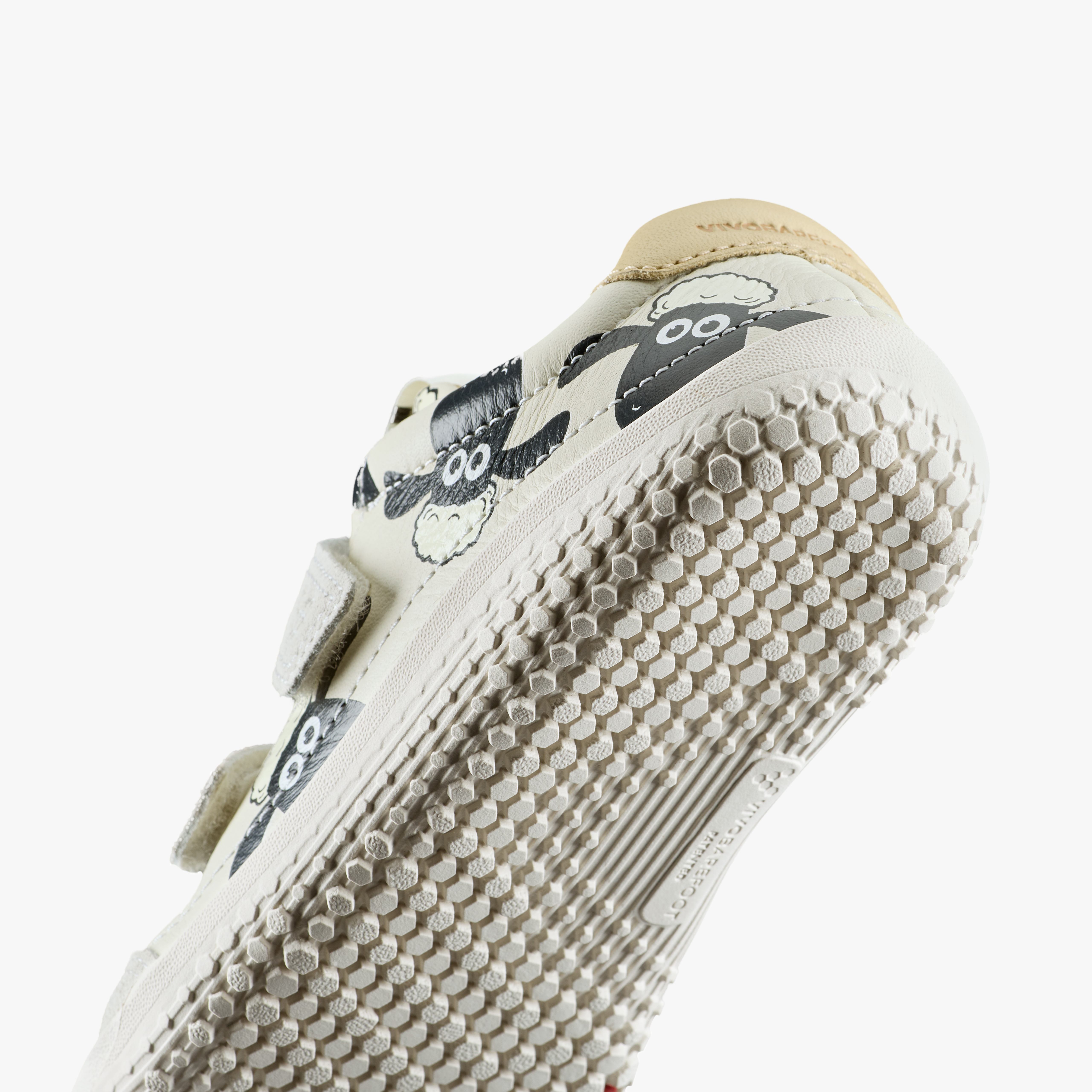 Vivobarefoot Gobi Sneaker Preschool – Natural – Closeup2