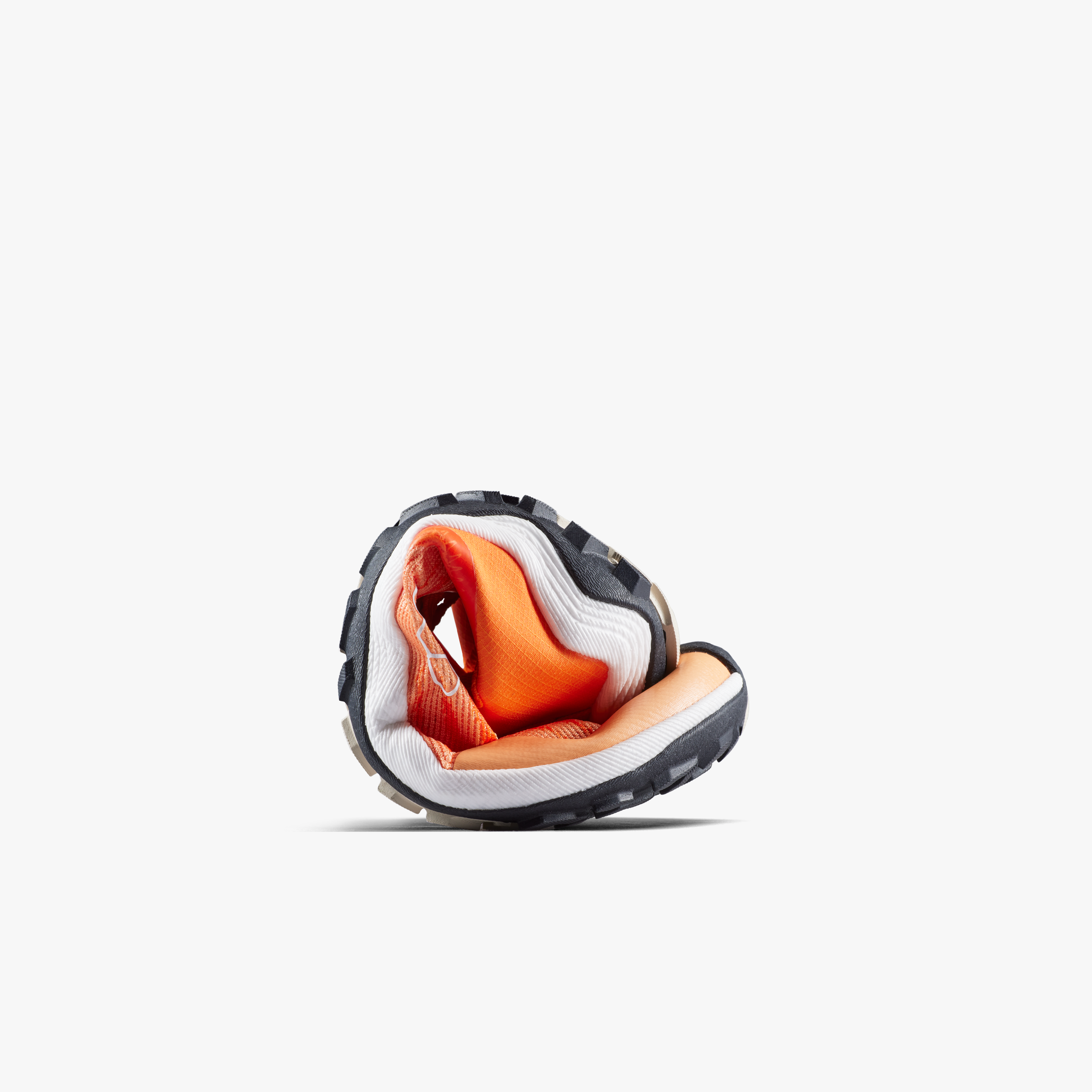 Vivobarefoot Primus Trail Flow Womens – Tangerine – Curled