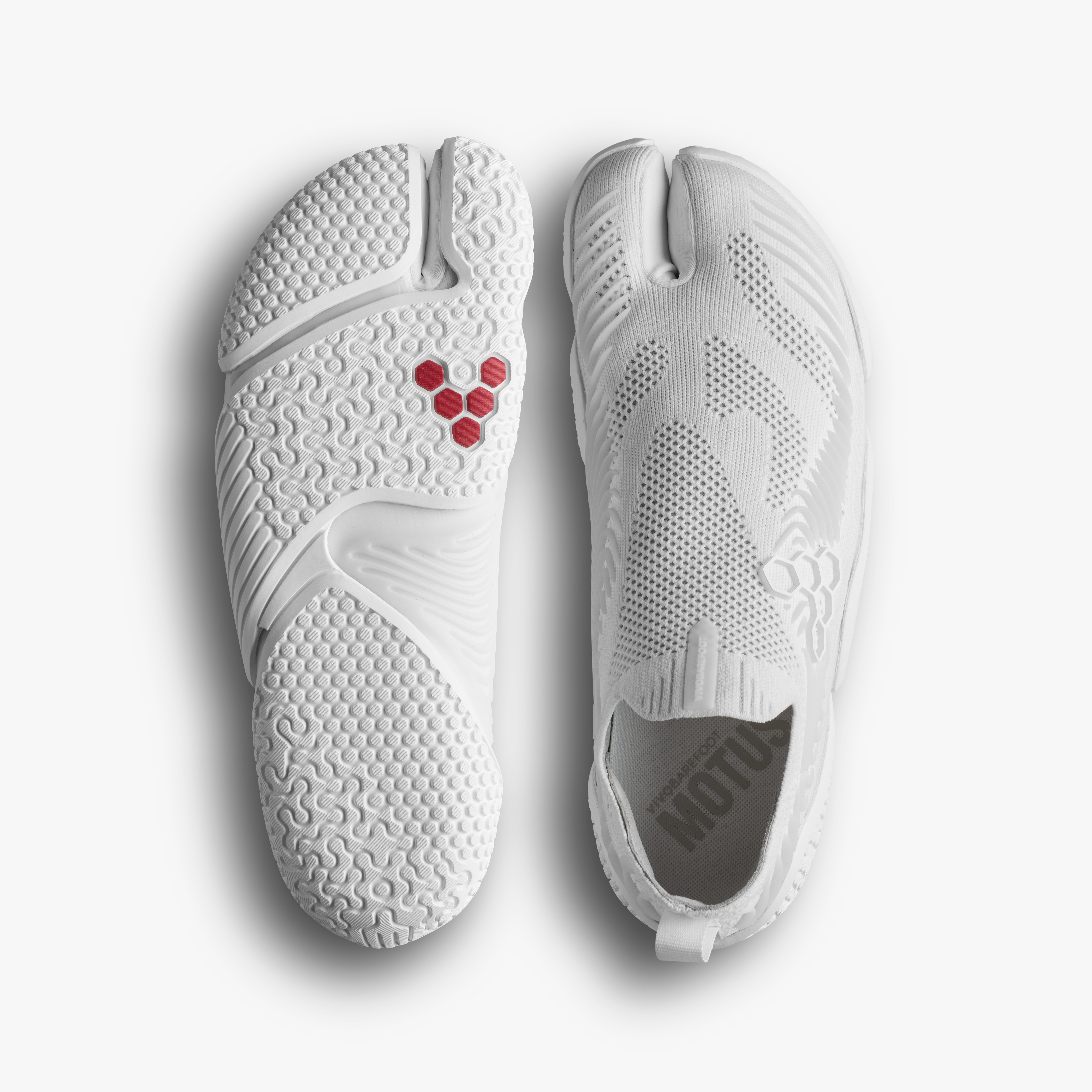 Vivobarefoot Motus Flex Tabi Mens – Bright White