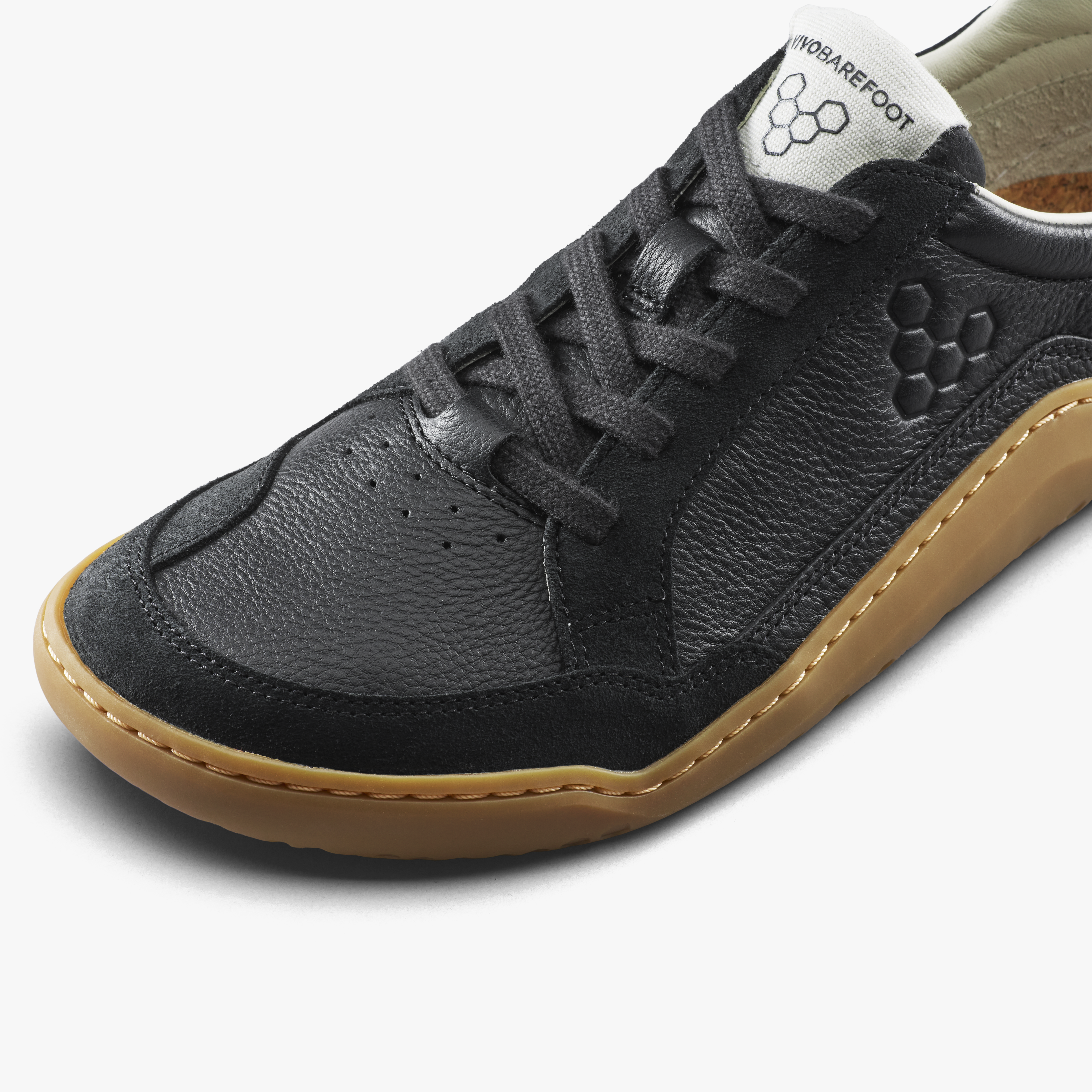Vivobarefoot Gobi III Sneaker Leather Mens – Obsidian – Closeup1