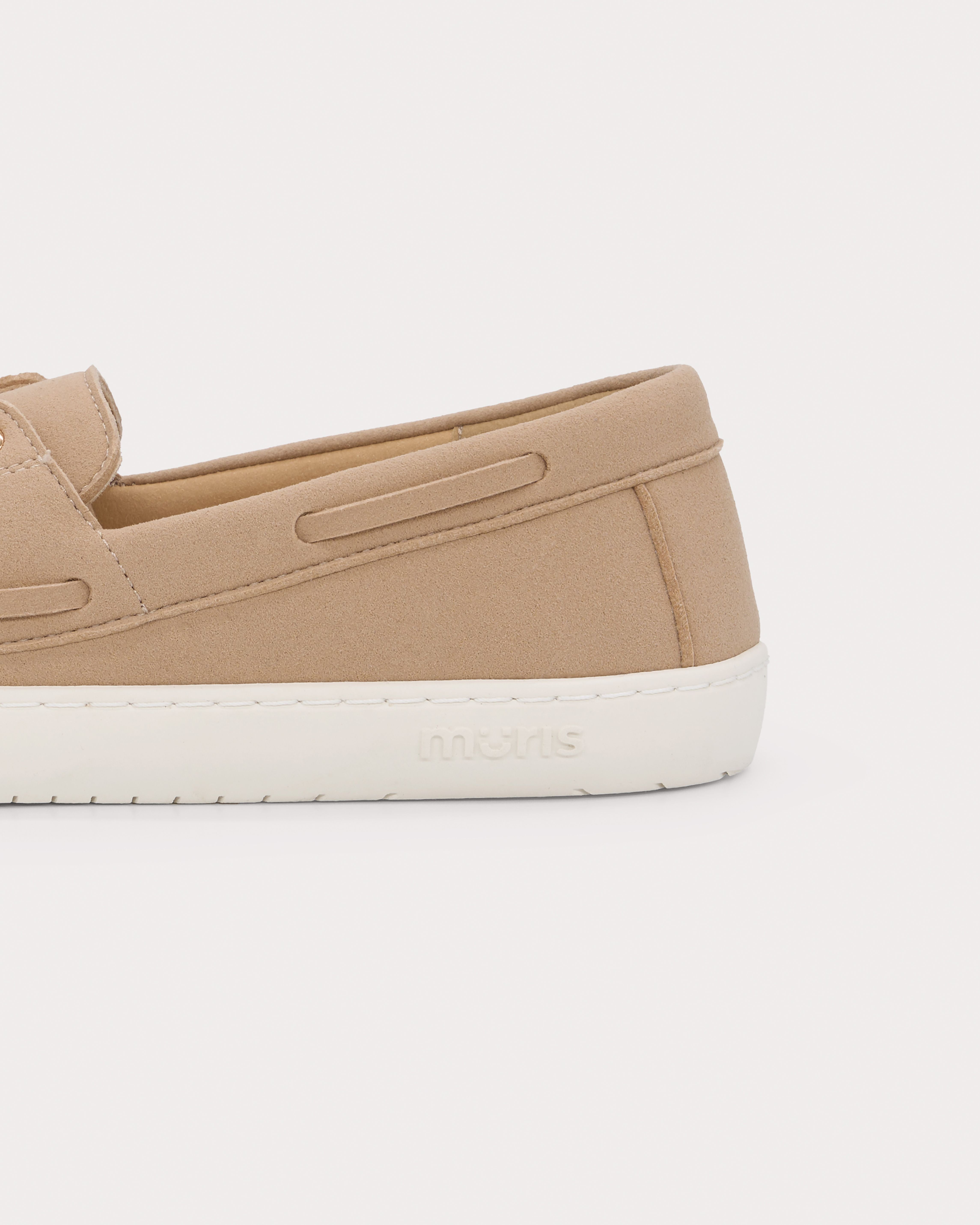 Antibes She perfil rerun-1771858578