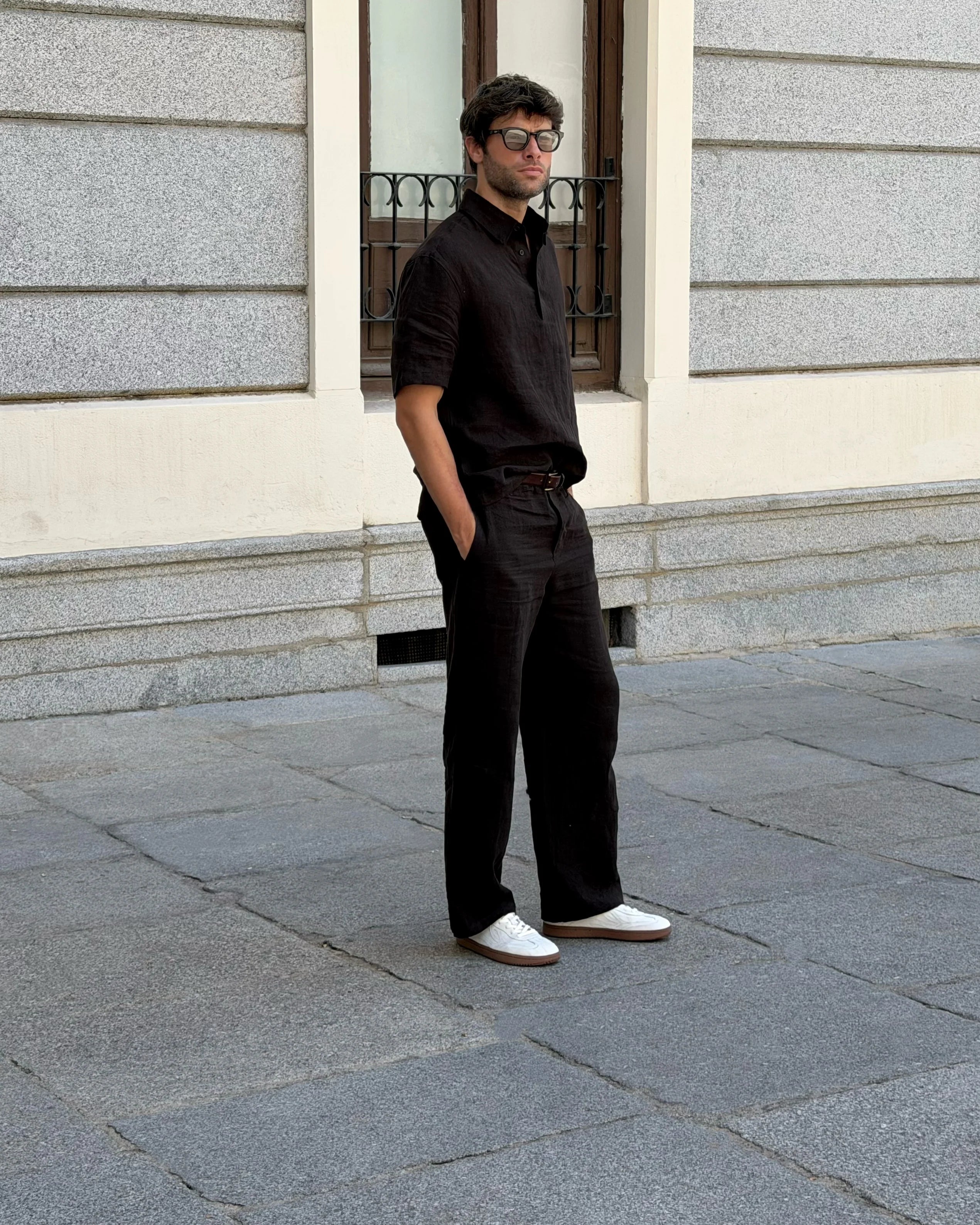 Lejan One – White
