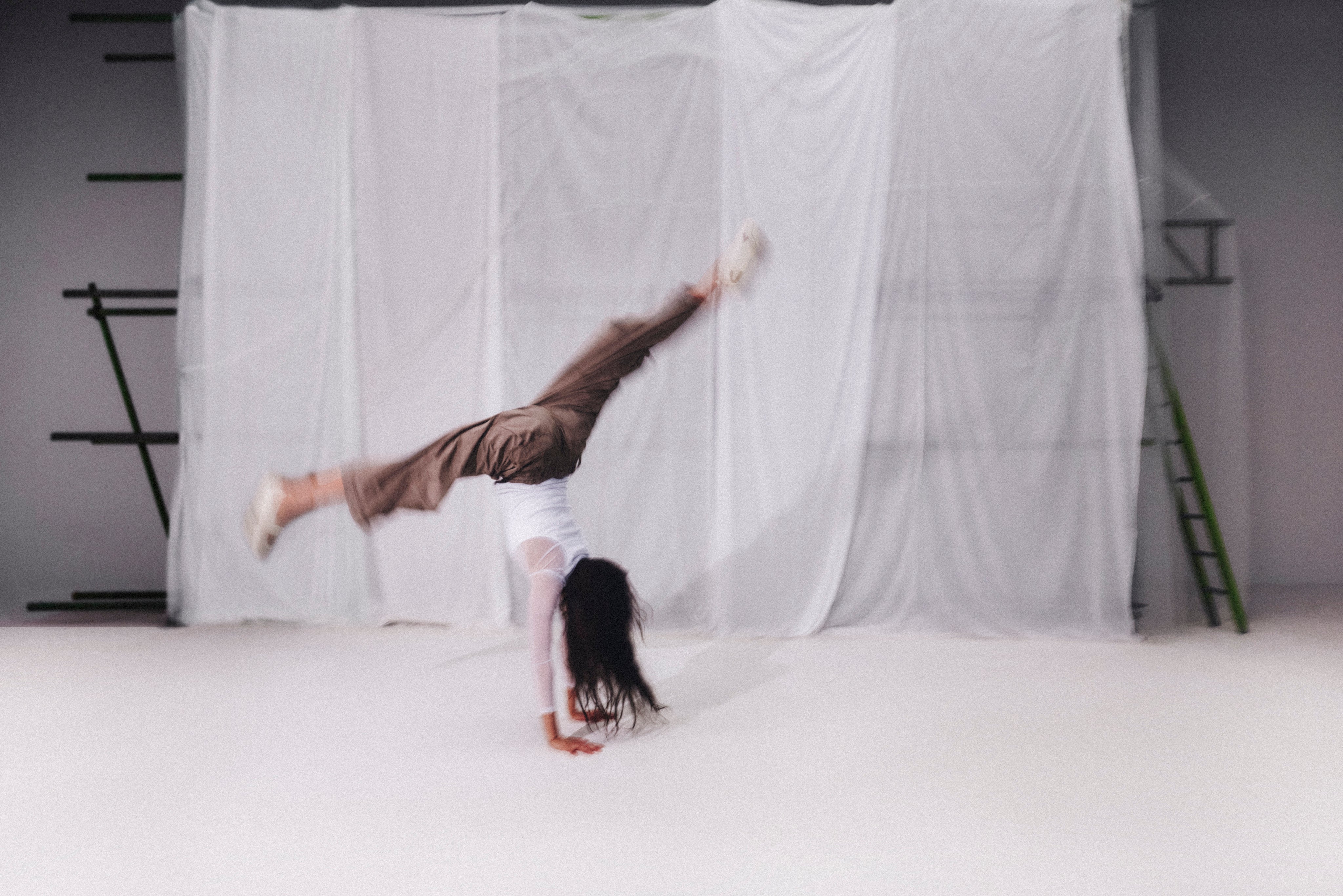 Vivobarefoot Motus Studio Ballet i Sand – lookbook 9