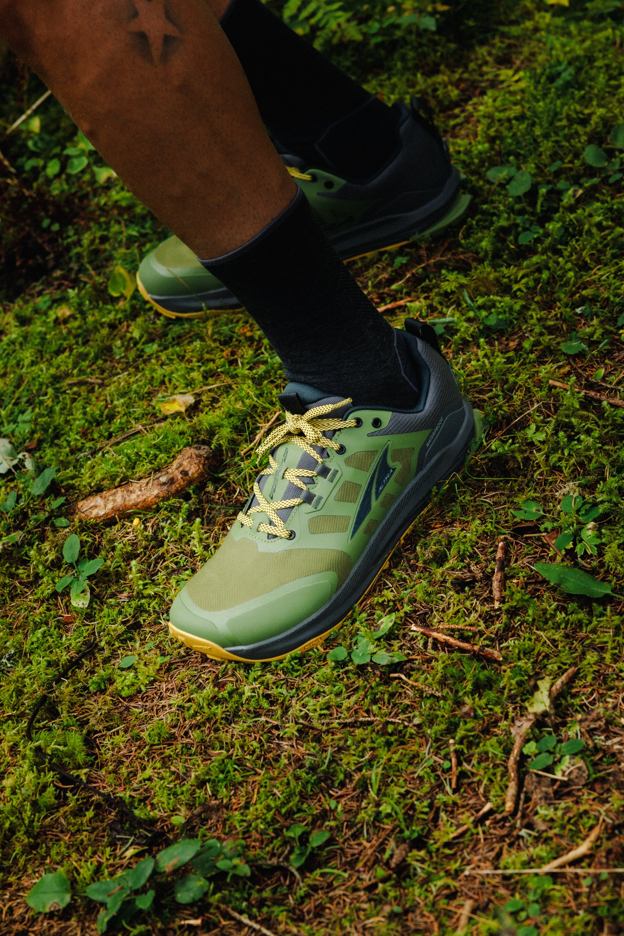 Altra Lone Peak 9 Waterproof Low Mens – Dusty Olive