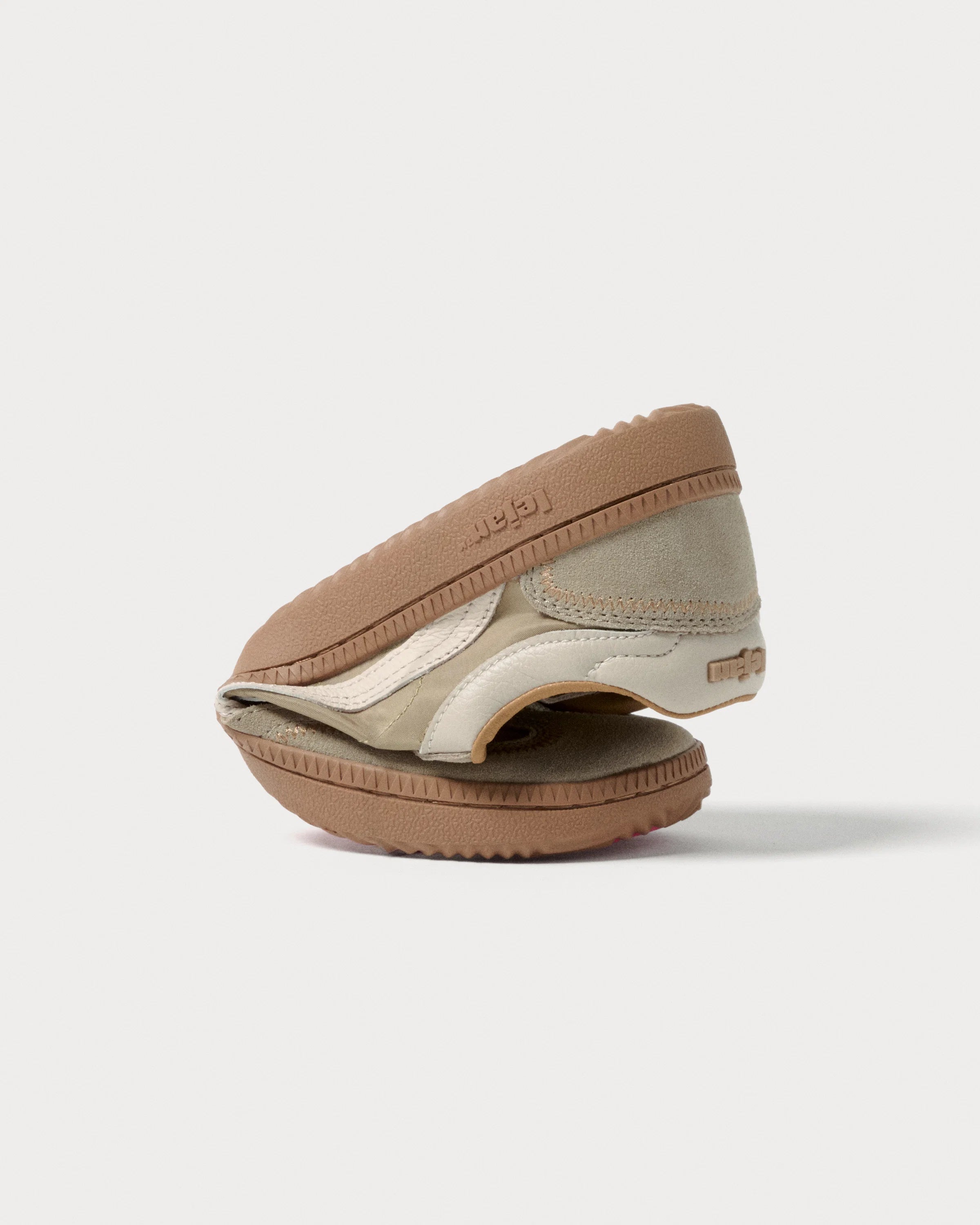 Lejan One – Dark Beige