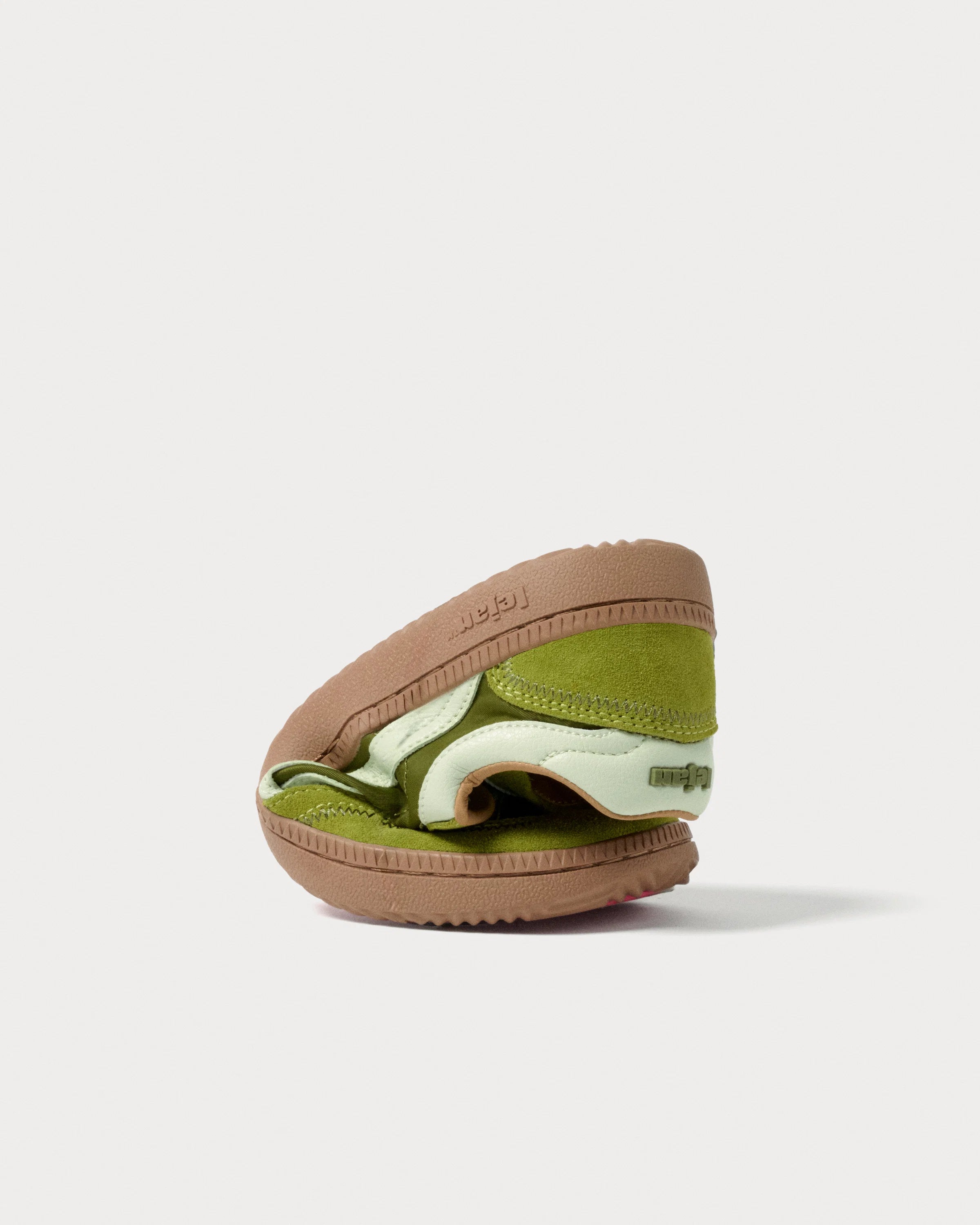 Lejan One – Kiwi