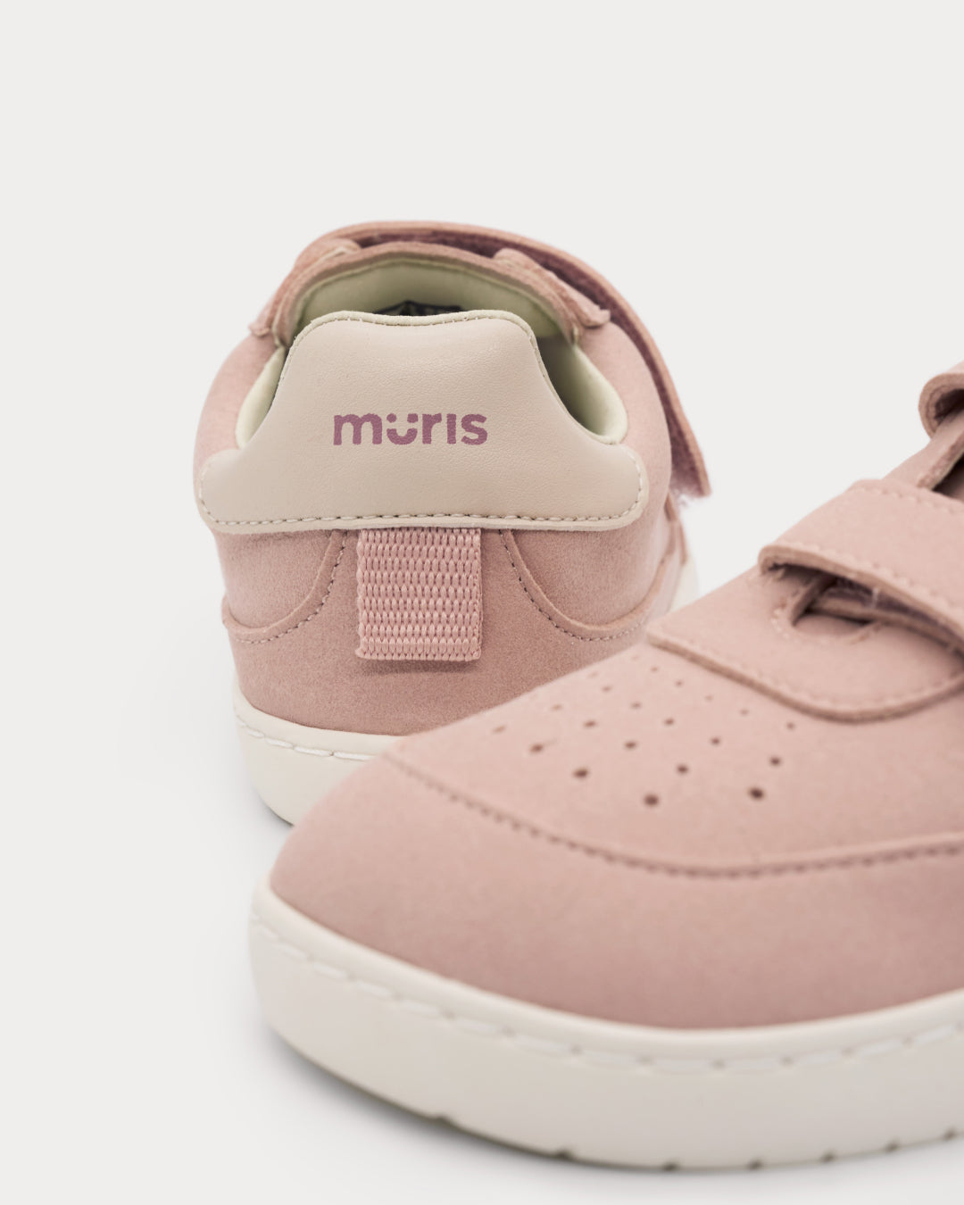 Muris Petra Mini – Makeup