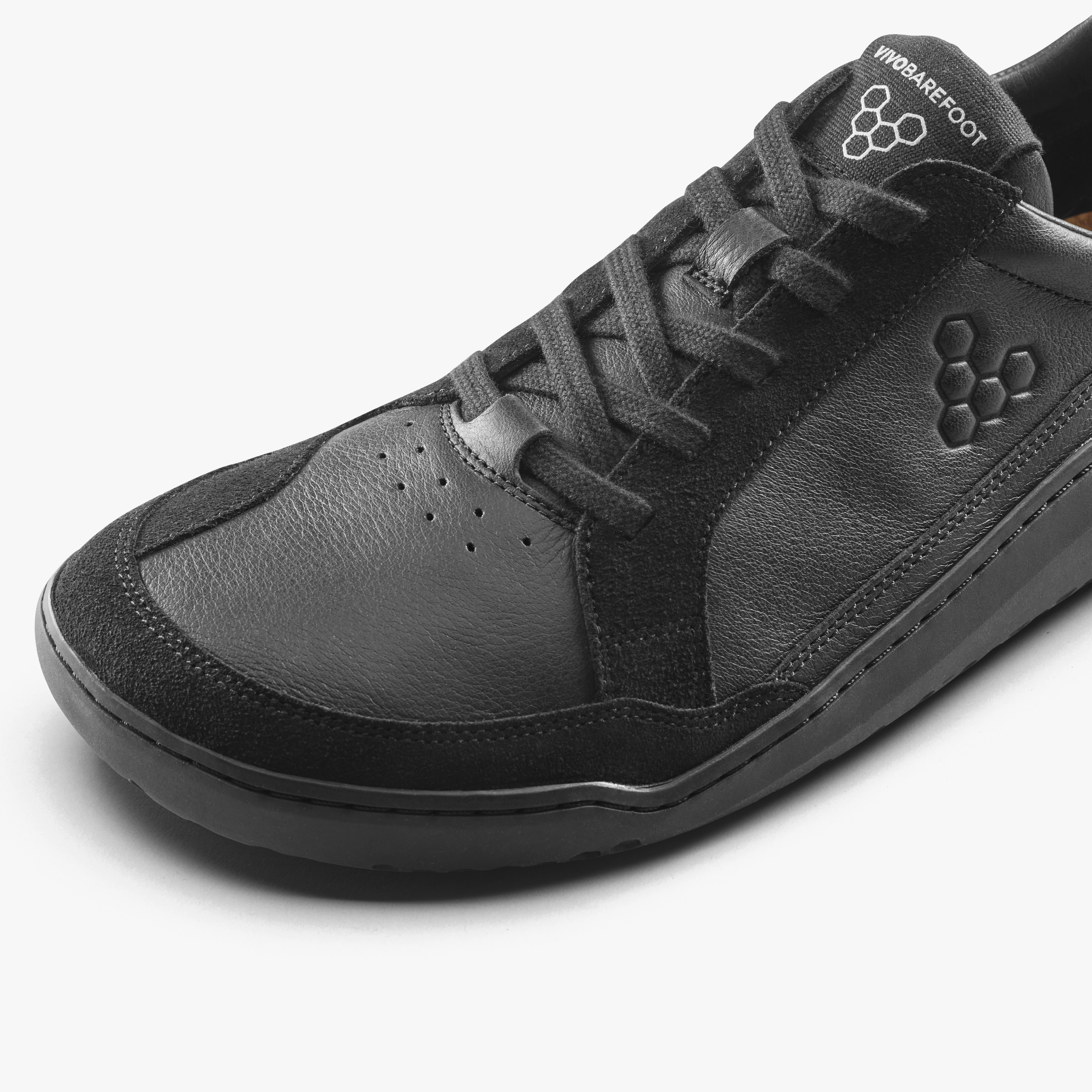 Vivobarefoot Gobi III Sneaker Leather Mens barfodssko til mænd i farven triple obsidian, nærbillede