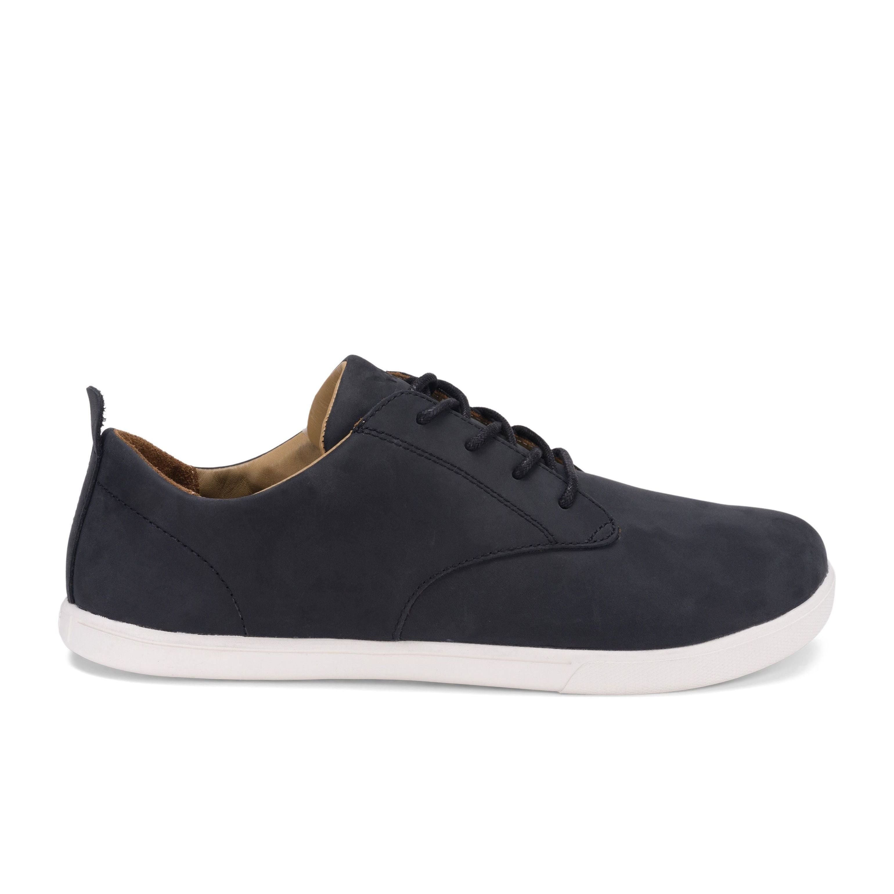 Xero Shoes Glenn Mens barfods casual oxford sko til mænd i farven black / white, yderside