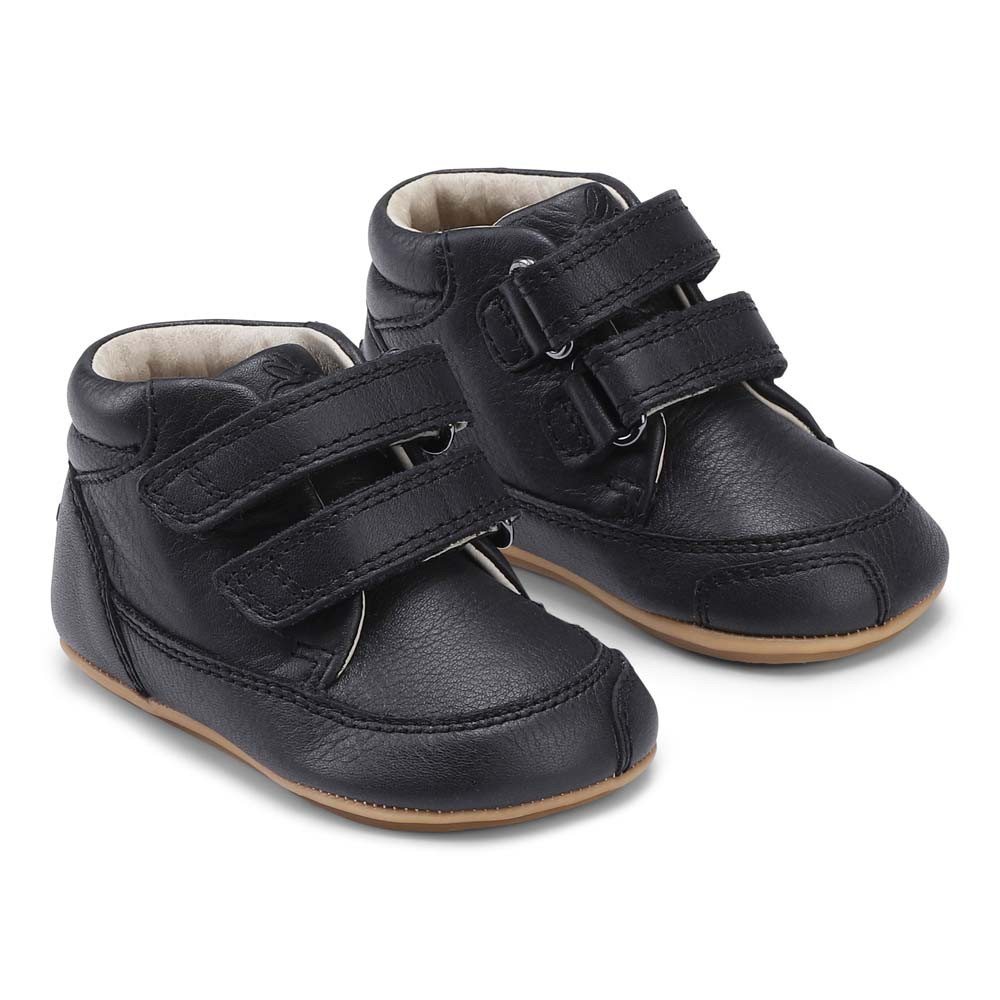 Bundgaard Prewalker II Velcro barfods prewalkers til tumlinge i farven black, par