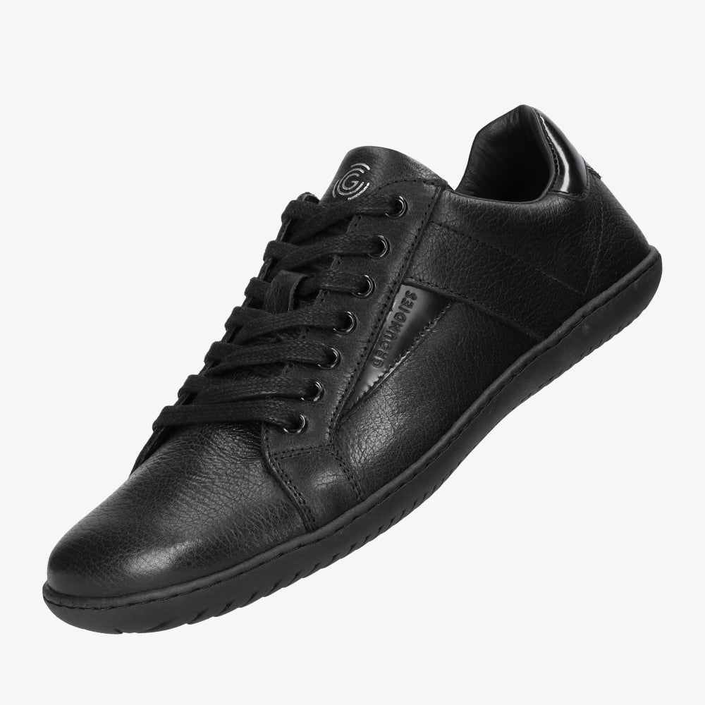 Groundies Melbourne Leather Women barfods sneakers til kvinder i farven black, vinklet