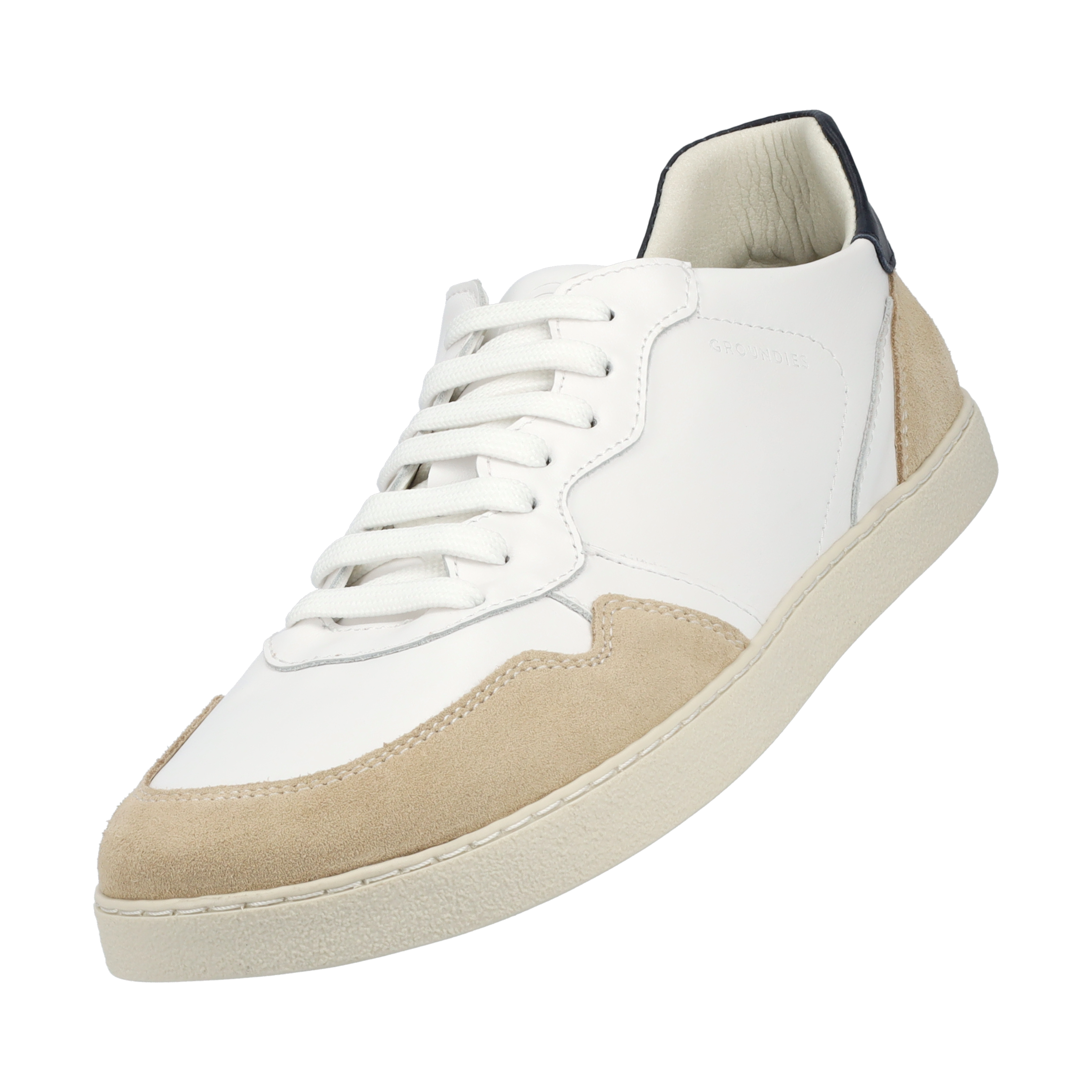 Groundies Tallinn Men barfods sneaker til mænd i farven white / navy, vinklet