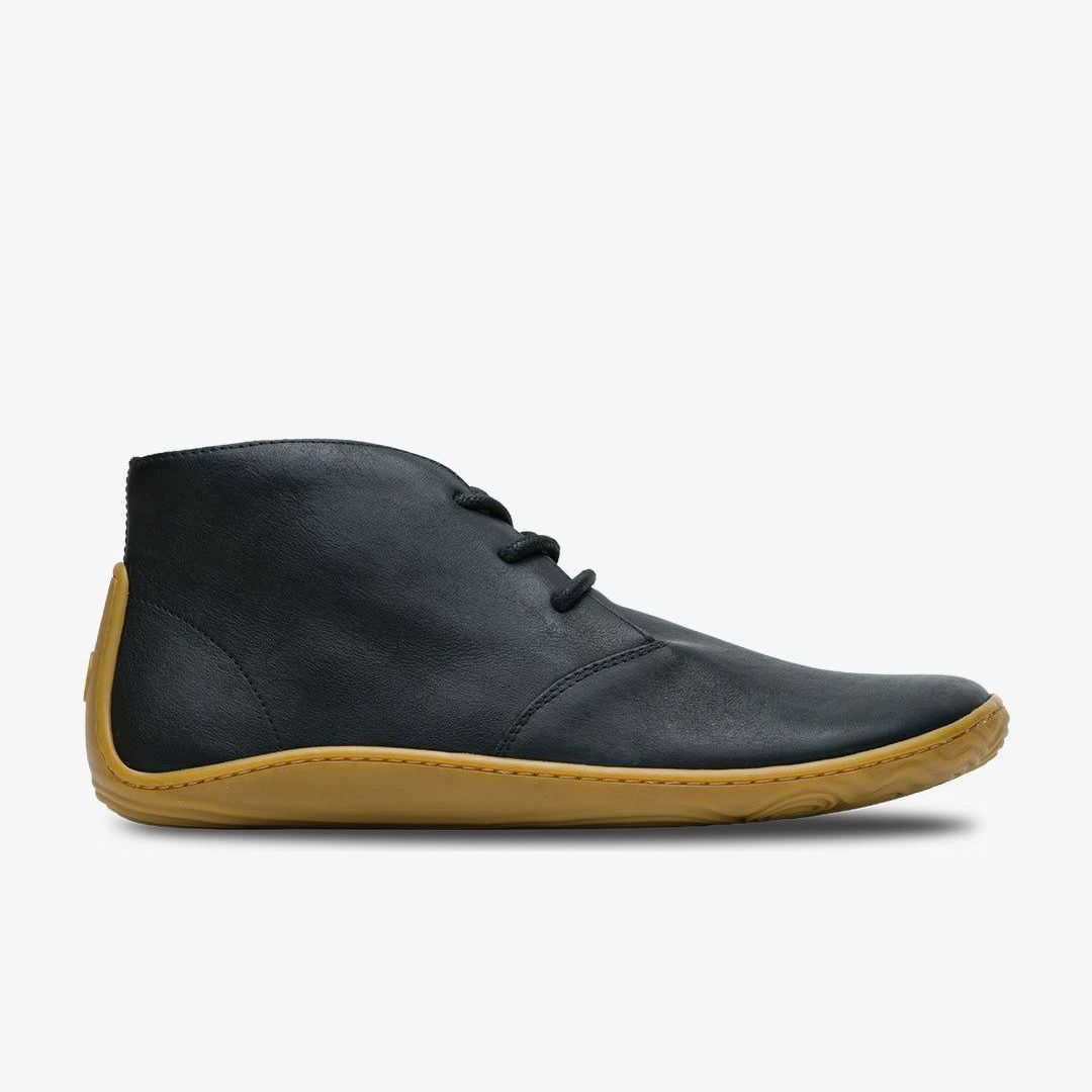 Vivobarefoot Addis Desert Mens barfods desert støvler til mænd i farven black, yderside