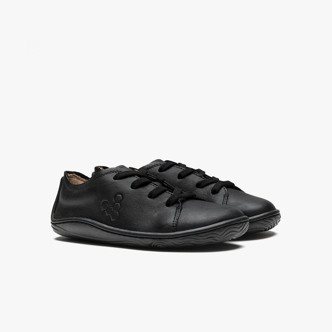 Vivobarefoot Addis School Kids barfods sneakers til børn i farven obsidian, par