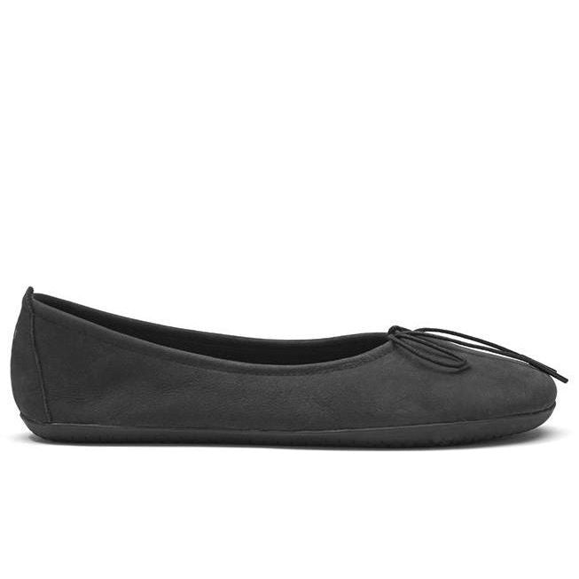 Vivobarefoot Jing Jing Lace barfods ballerinaer til kvinder i farven black leather, yderside