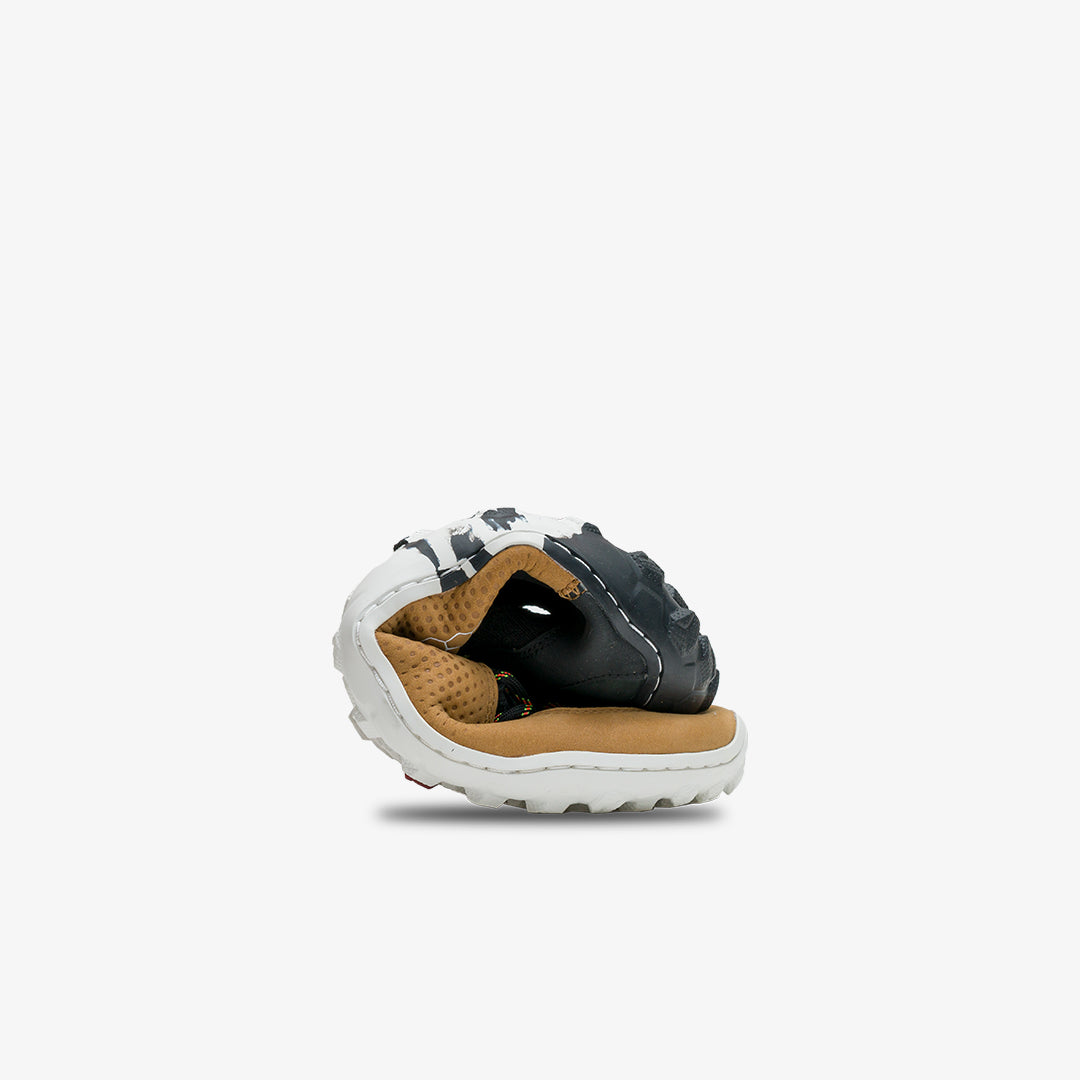 Vivobarefoot Tracker Decon Low FG2 Mens barfods outdoorsko til mænd i farven acorn, rullet