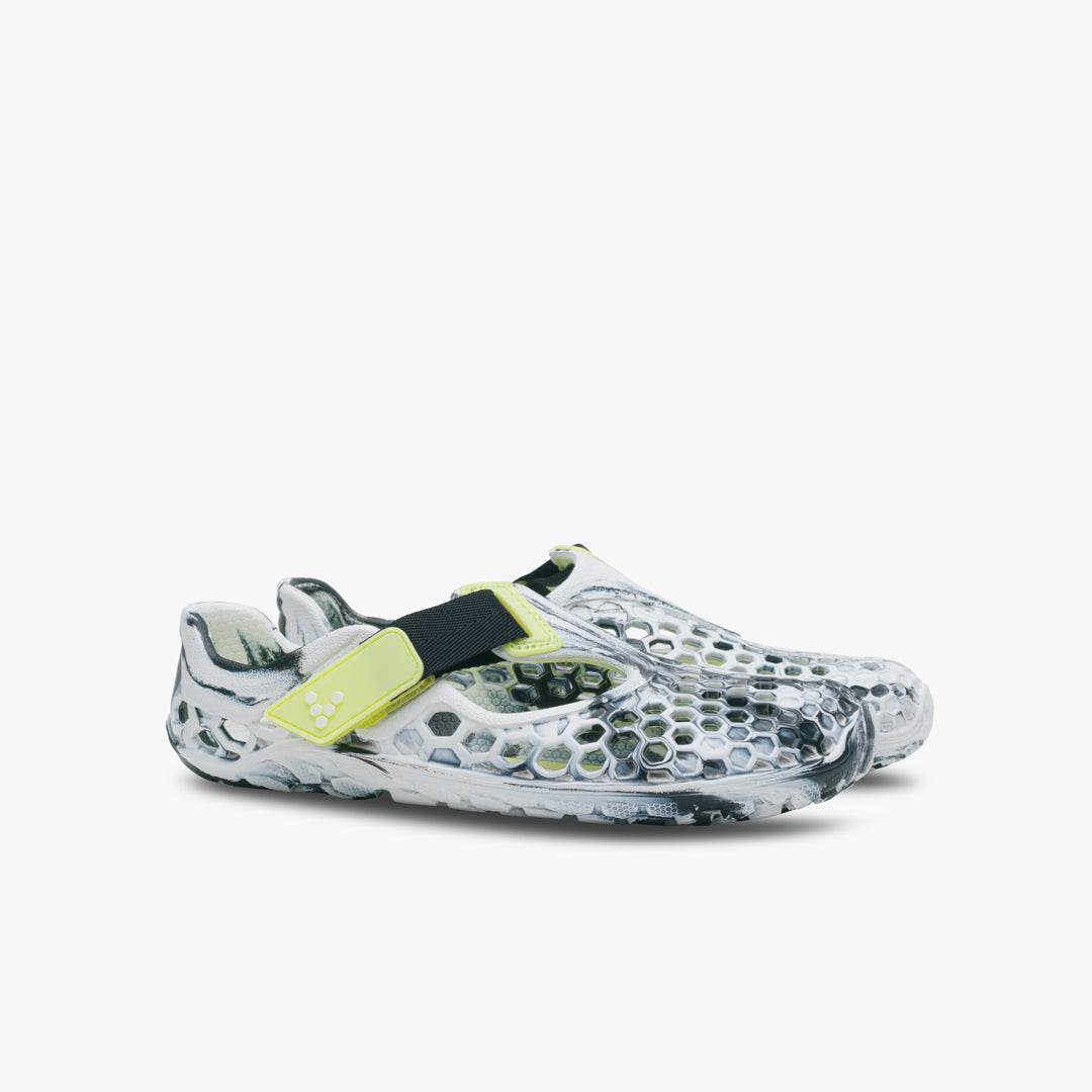 Vivobarefoot Ultra Bloom Juniors barfods vandsko til teenager i farven obsidian-white, par