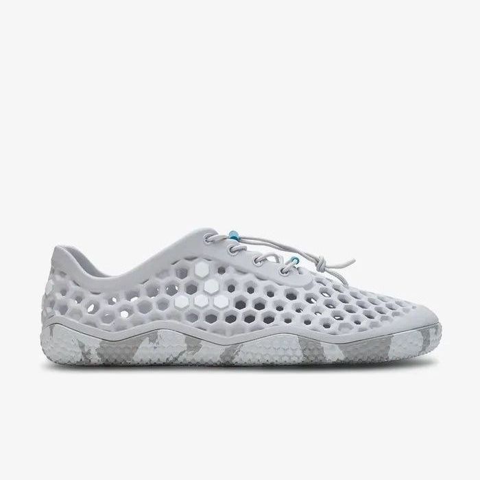 Vivobarefoot Ultra III Bloom Womens barfods badesko/sandaler til kvinder i farven moonstone, yderside