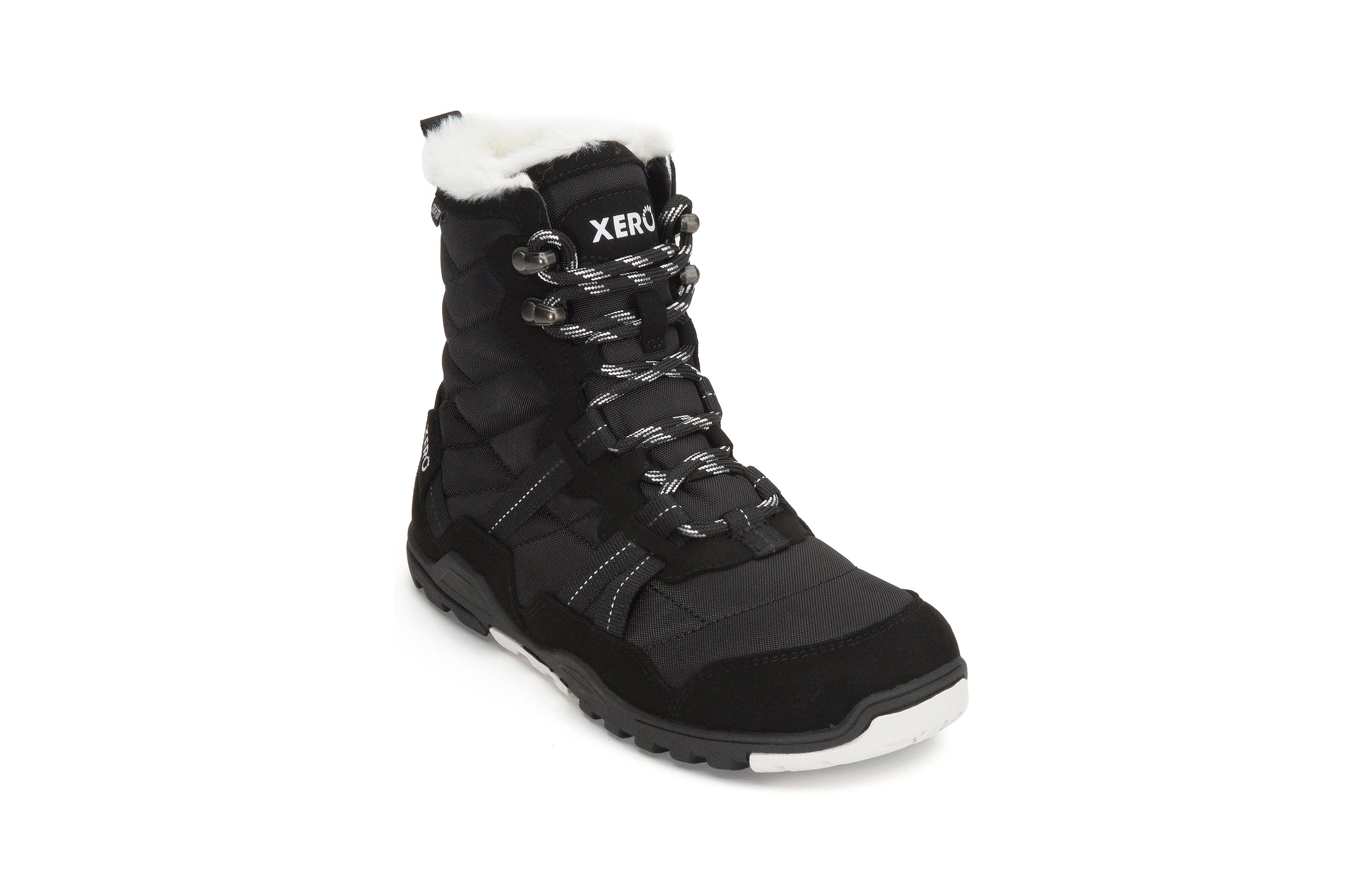 Xero Shoes Alpine Womens barfods vinterstøvler til kvinder i farven black, vinklet