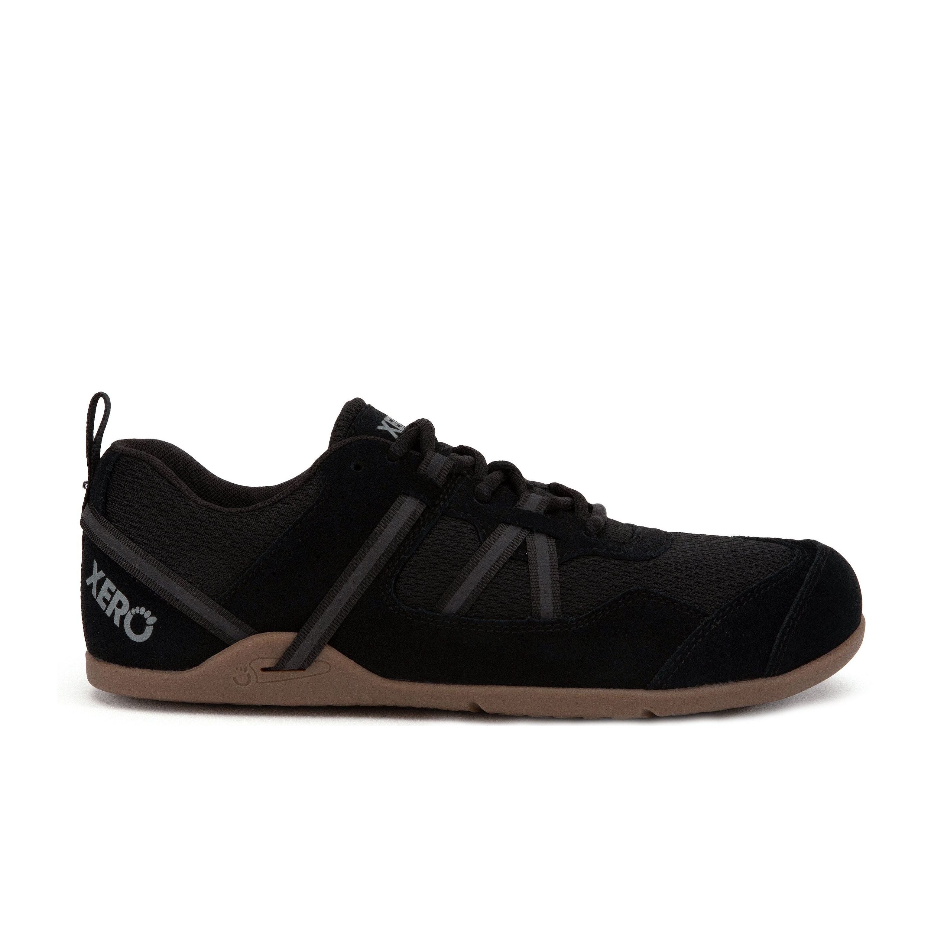 Xero Shoes Prio Suede barfods ruskind sneakers til mænd i farven black gum, yderside